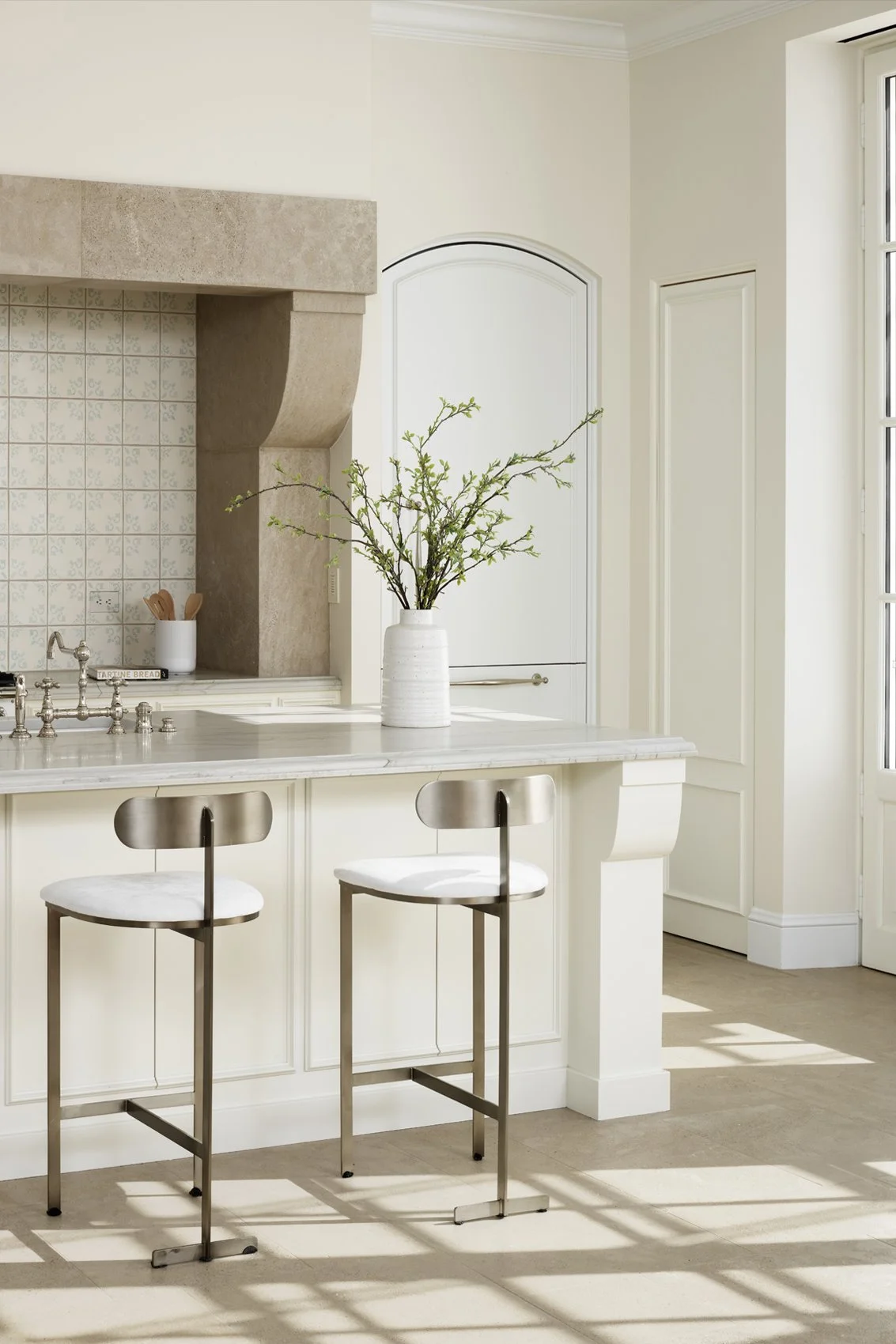 Woodside_Olive_Hill_014_proj_img_.jpg