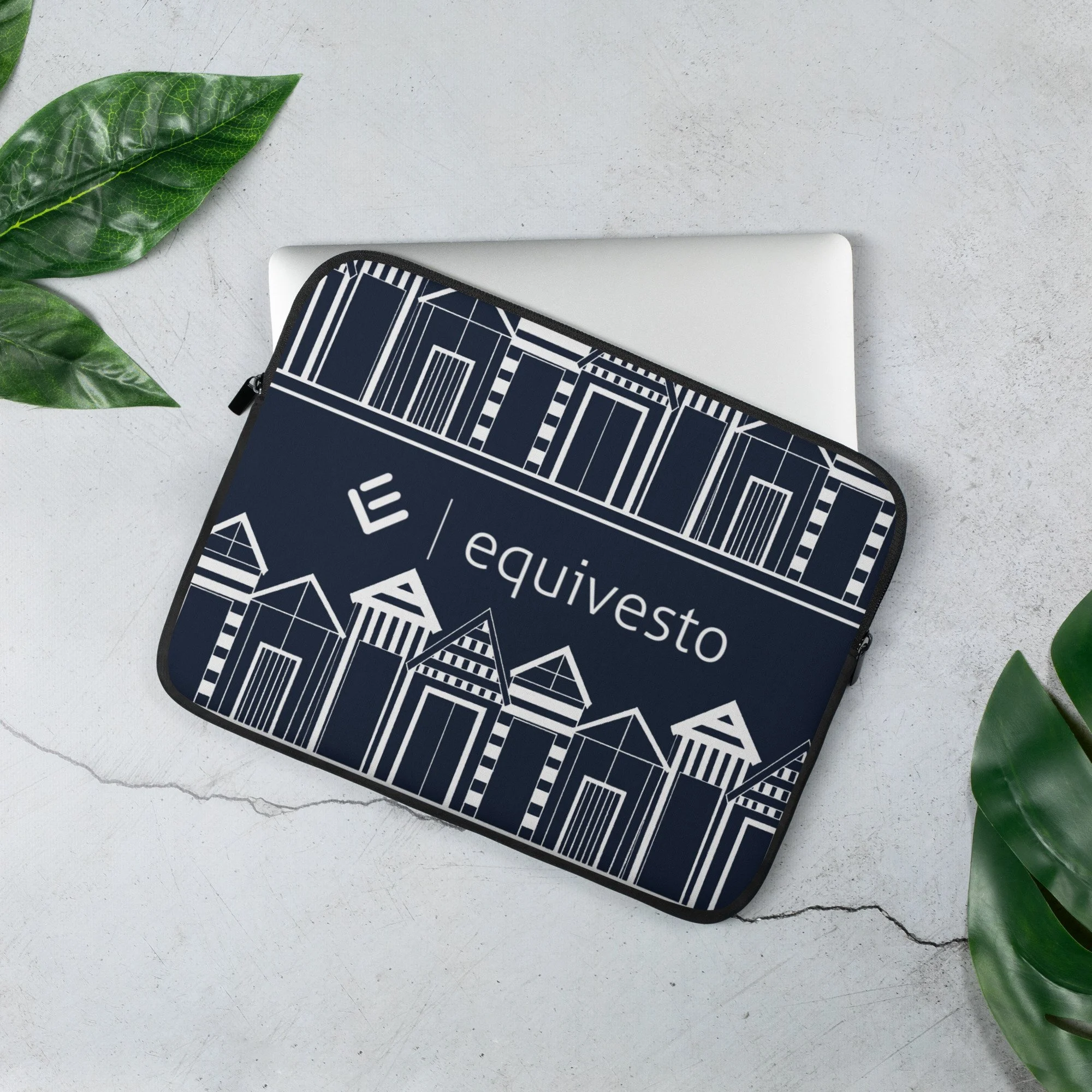 laptop-sleeve-13-front-63977d033ef4a.jpg