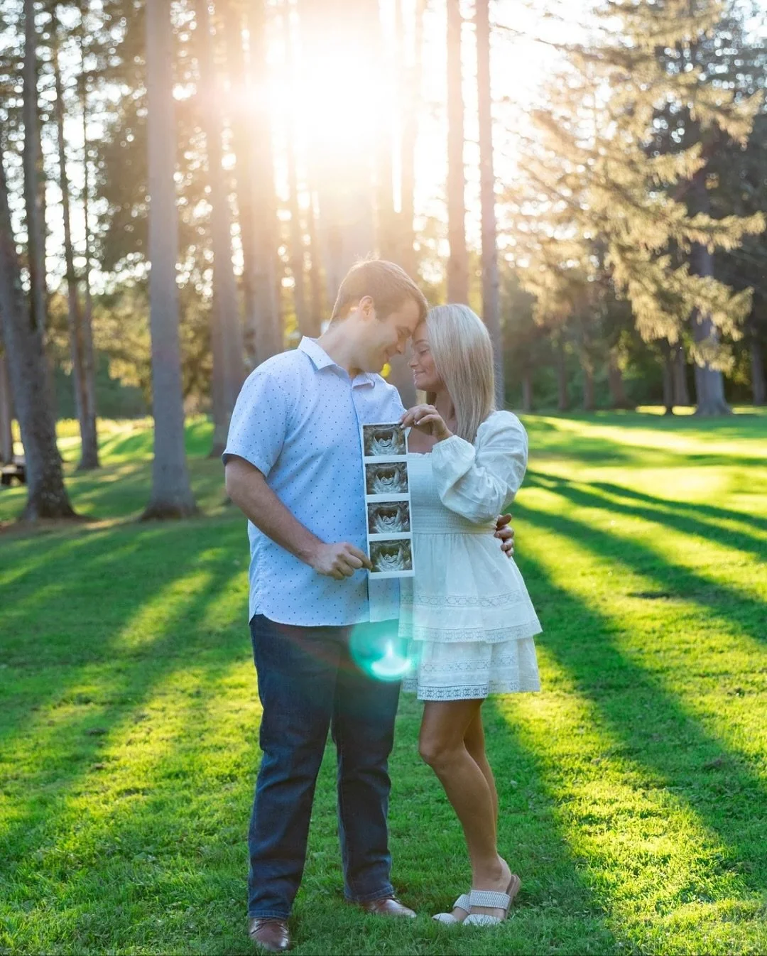 Nothing sweeter than documenting the start of a new chapter! Congratulations to Matt and Kayla and their growing family 🥹✨💛