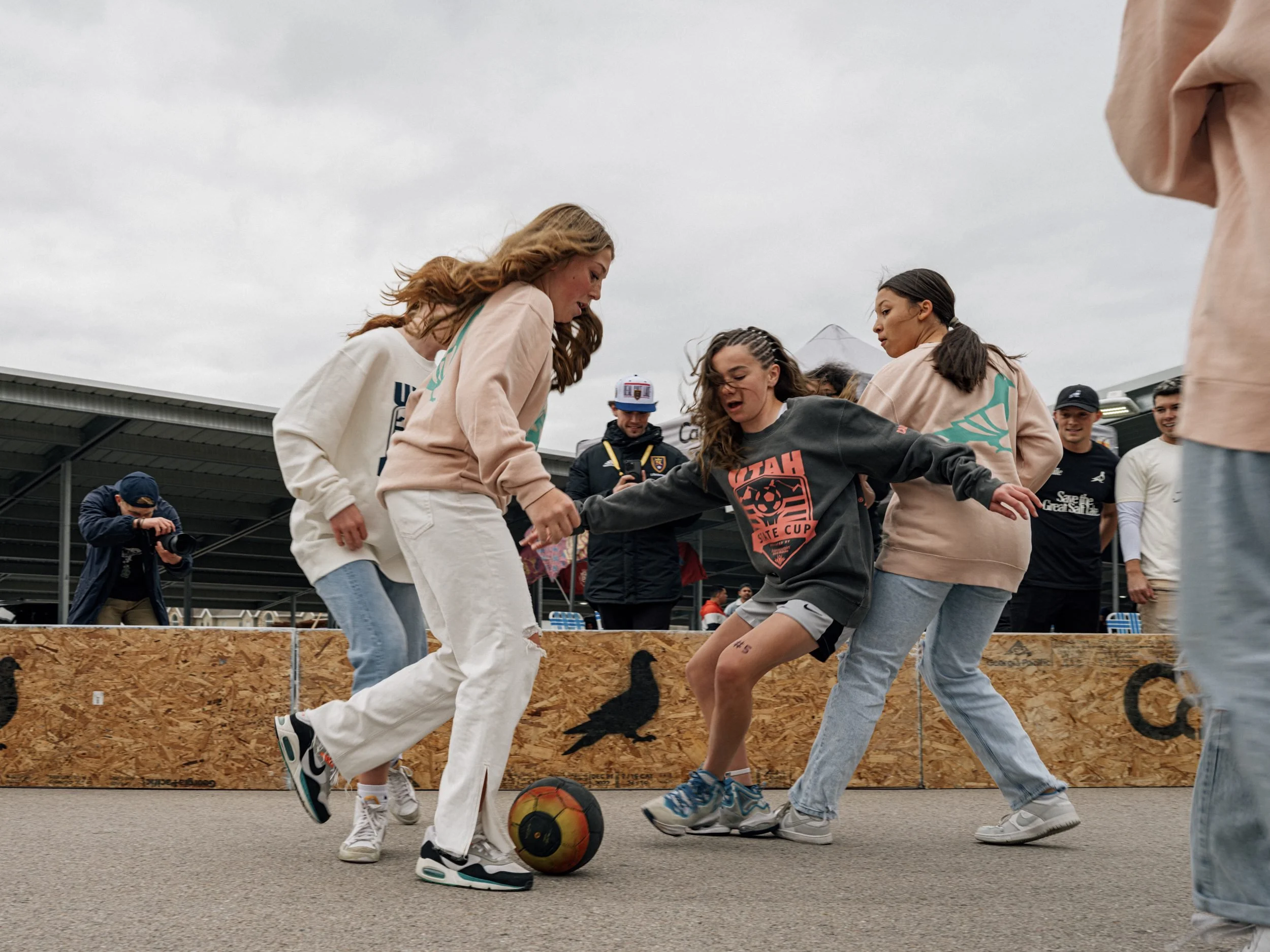 UYSA &amp; Calle Announce New Apparel Partnership