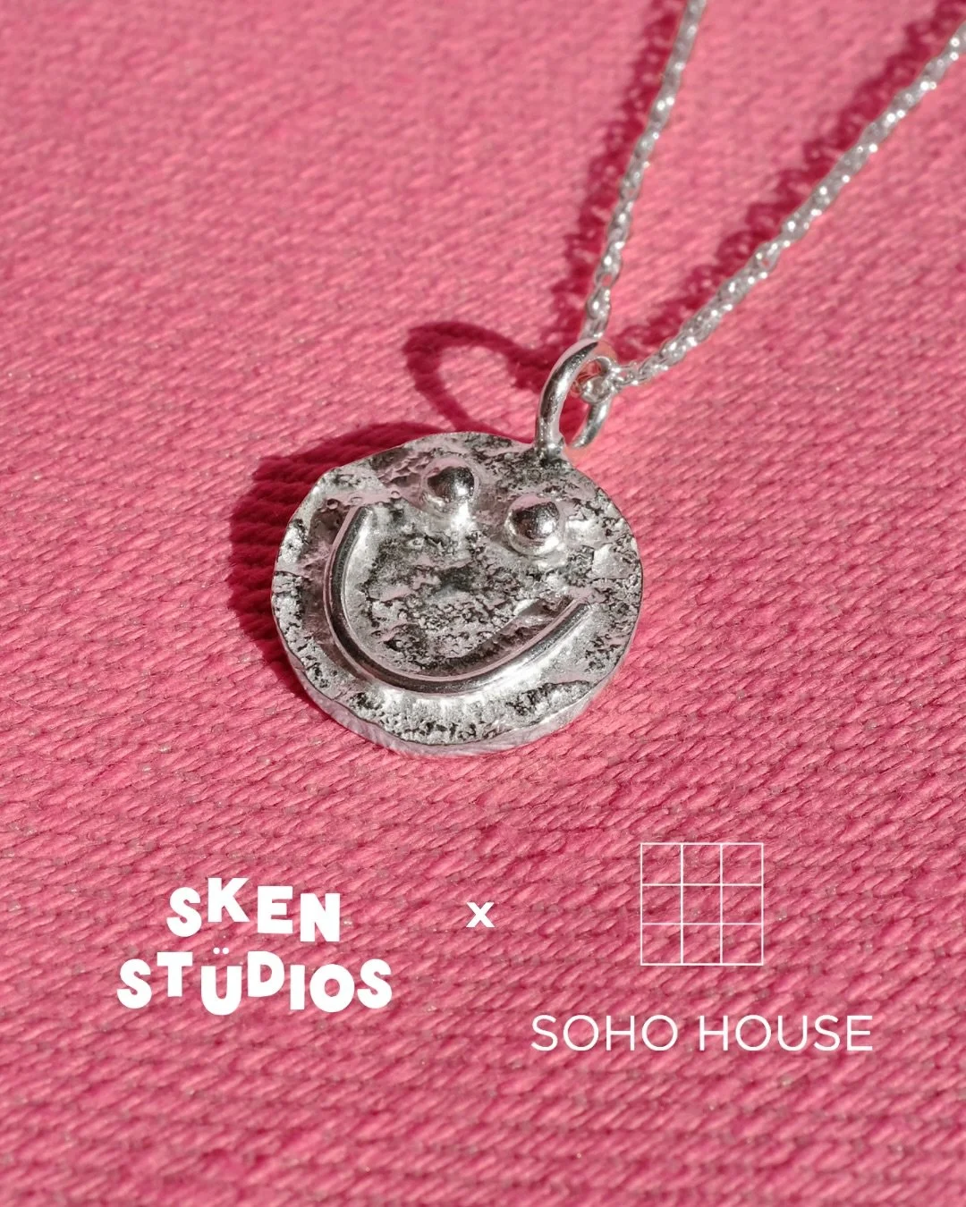 So pleased to announce that we&rsquo;re running a Silver Pendant workshop with @sohohouse! 

It&rsquo;s listed now on the app - bookings are open to members from 10am on 23rd April. SEE YA THERE

⛓️&zwj;💥 Thursday 7th May, 7pm
⛓️&zwj;💥 Soho House M