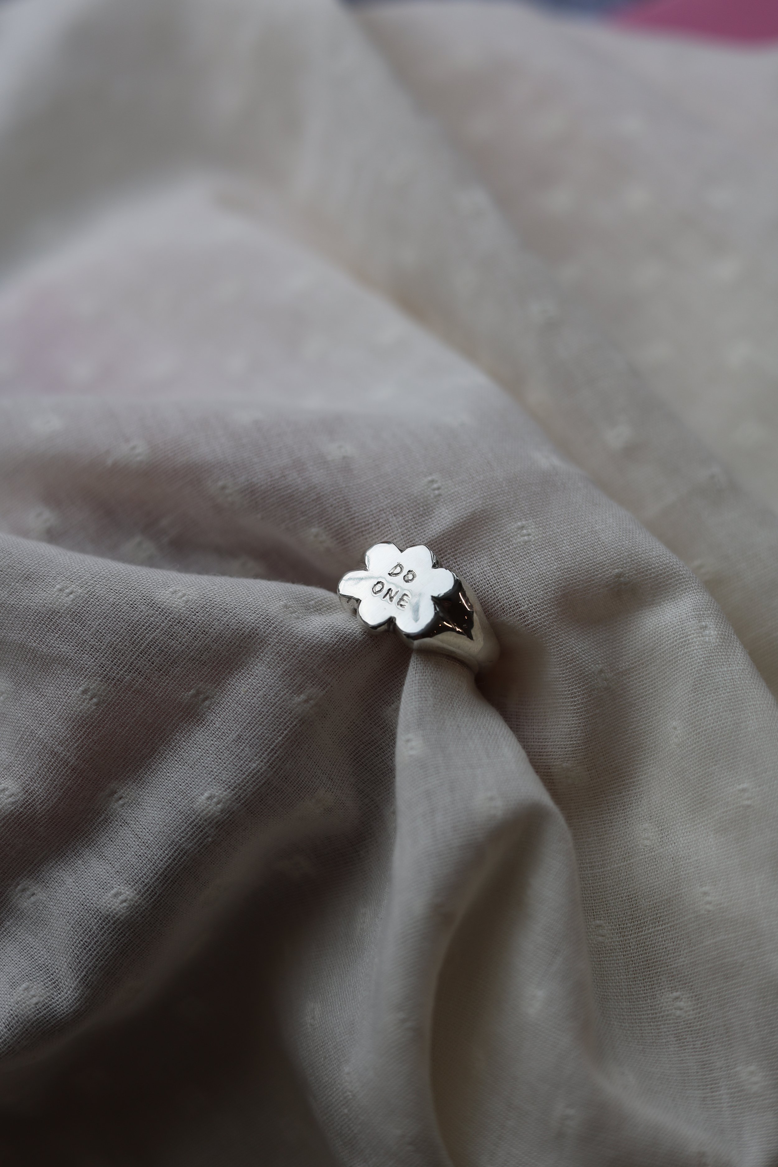 Do One Signet. Size Q