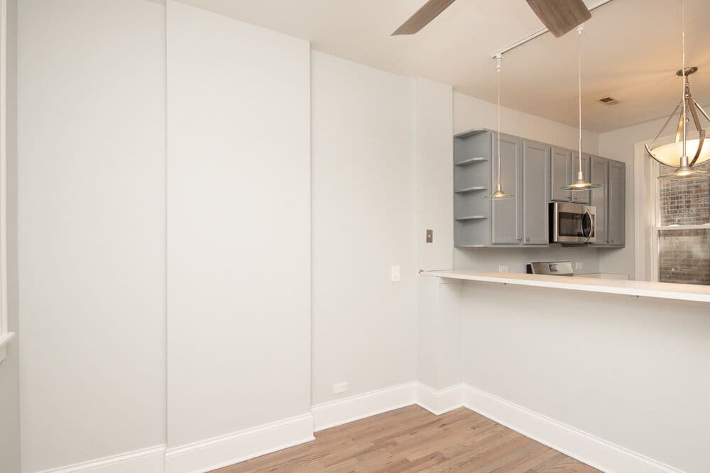 1713W.Julian2CUnit2-072.jpg