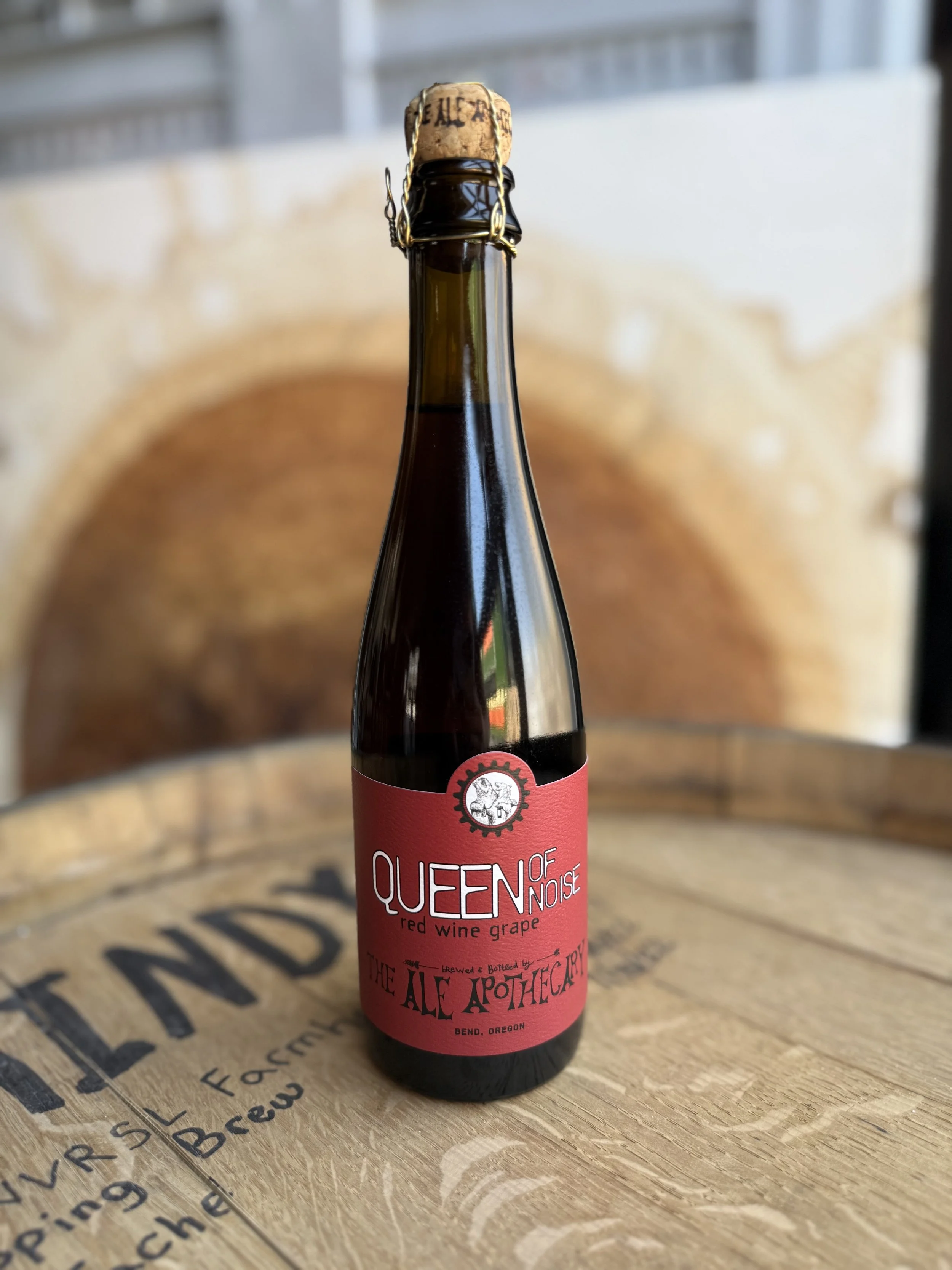Queen of Noise with Red Wine Grapes 6%