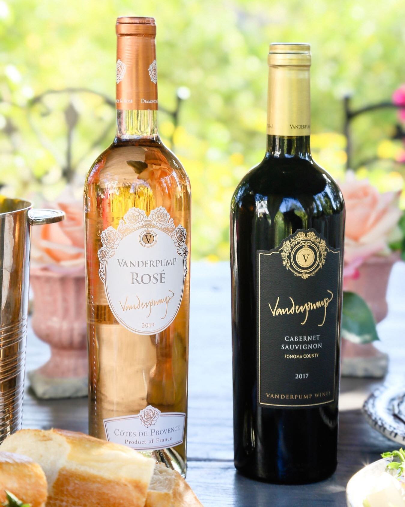 🌸 Team RED or Team Ros&eacute;?! Whatever the choice, both are clear winners in our book! #VanderpumpWines