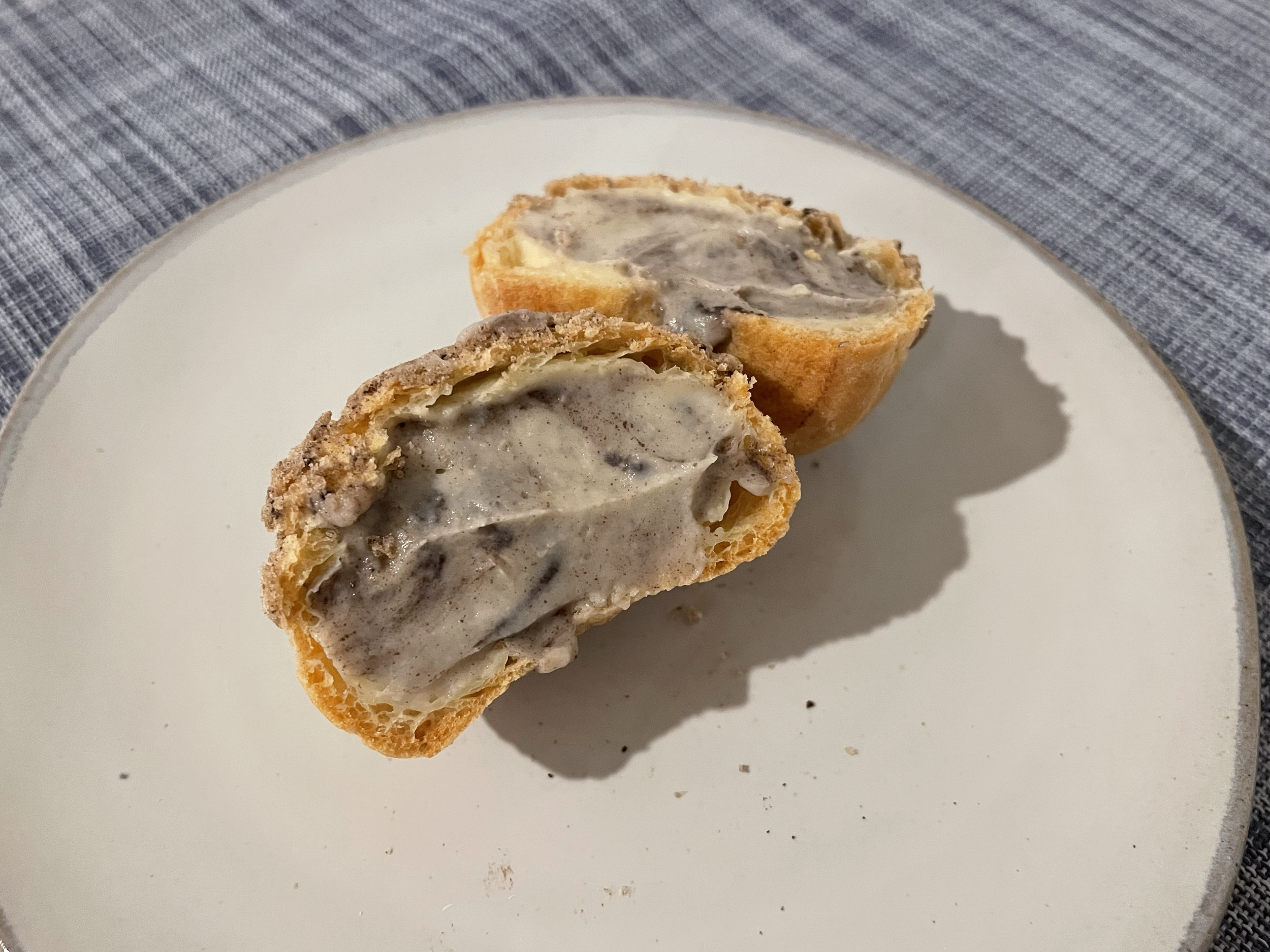 Cookies n Cream Puff