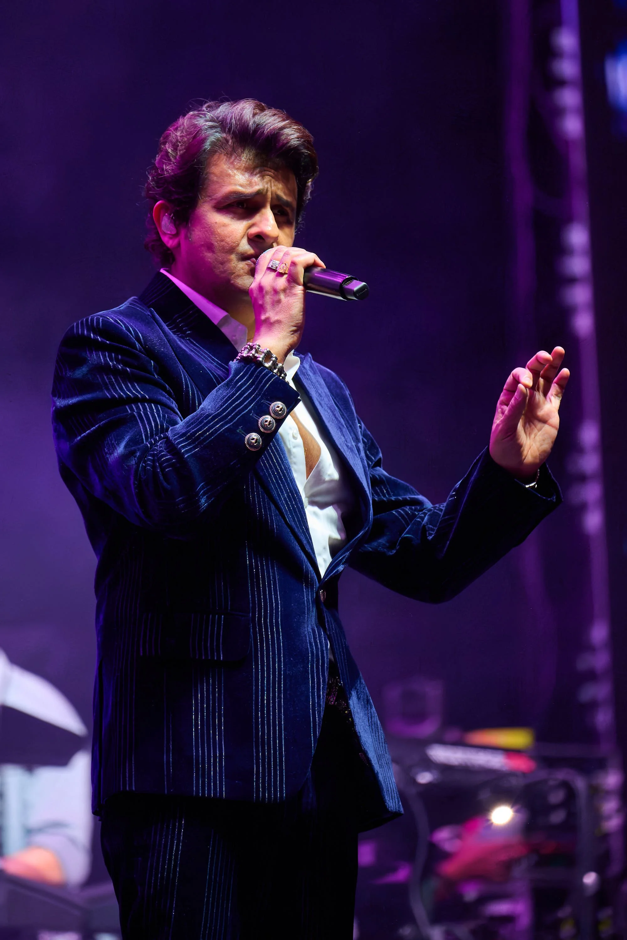20260913_DHRUMILDESAI_SonuNigam_0627.jpg