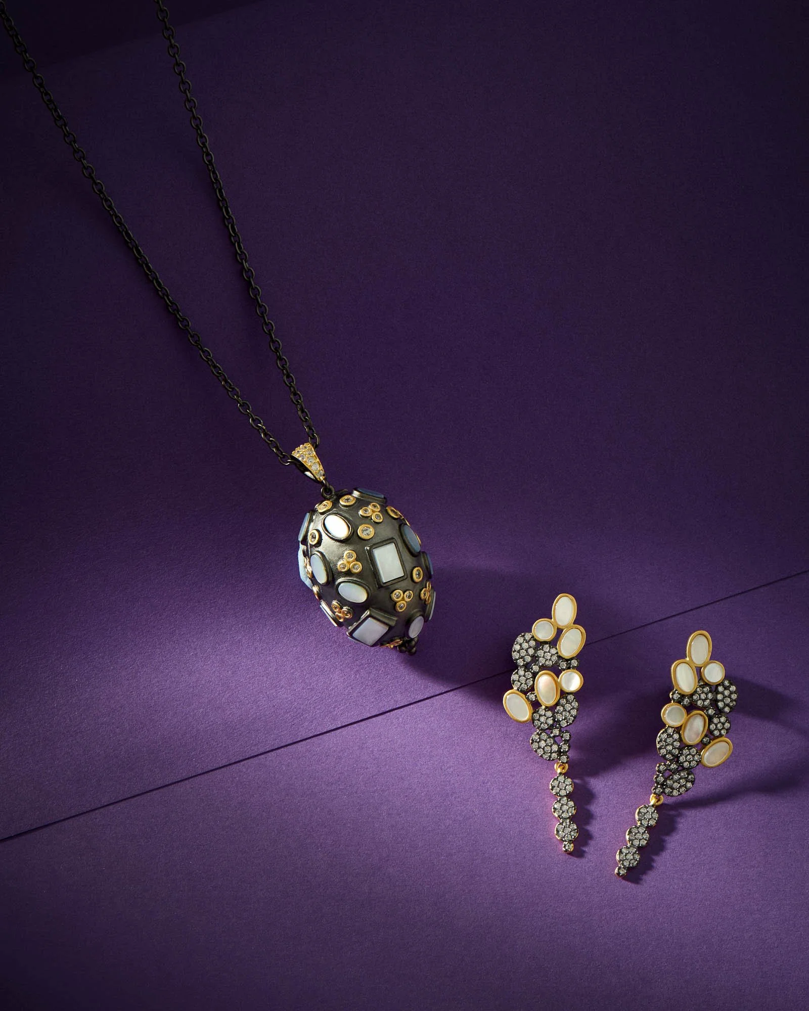 2018 Holiday Imperial Blue.jpg