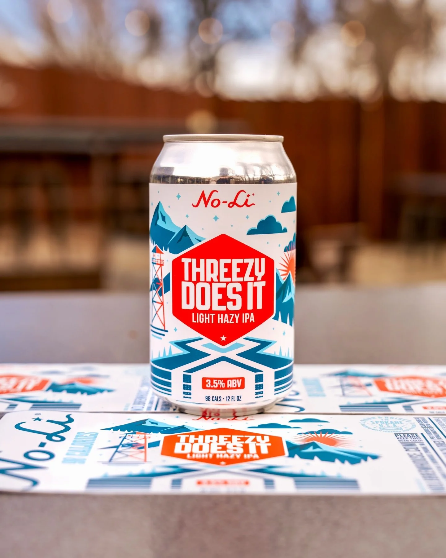 Fresh look. Same easy-drinking favorite ☀️

Light, hazy, and built for another round!

3.5% ABV. 98 Calories.