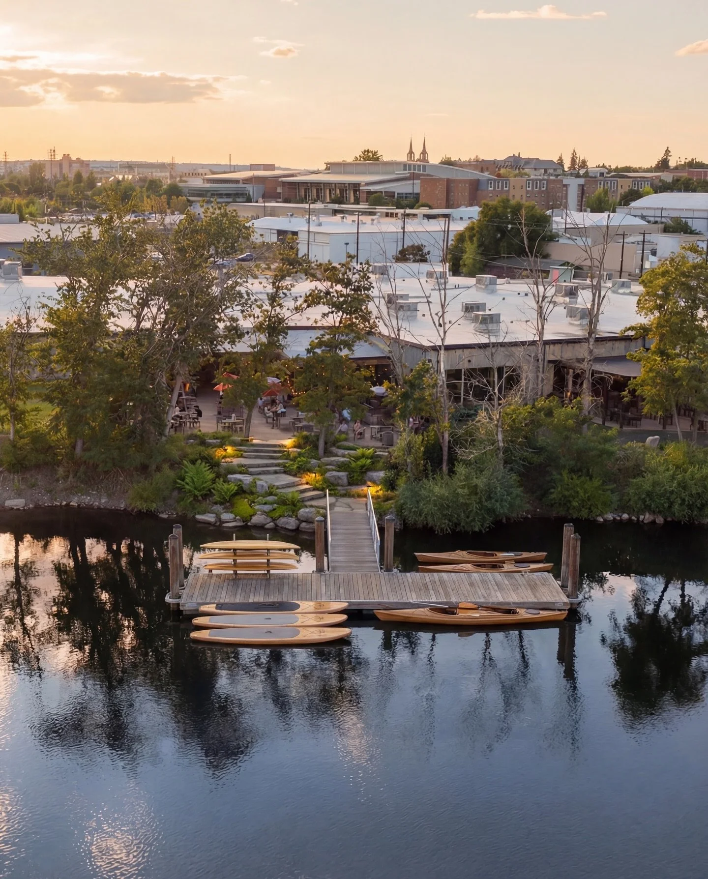 Today&rsquo;s the day we&rsquo;ve been waiting for 🤩
The No-Li Bier Garden dock is now open for service 🔥

Yes&hellip; dockside beers are officially a thing 👀

Paddle up and we&rsquo;ve got you covered 🍻