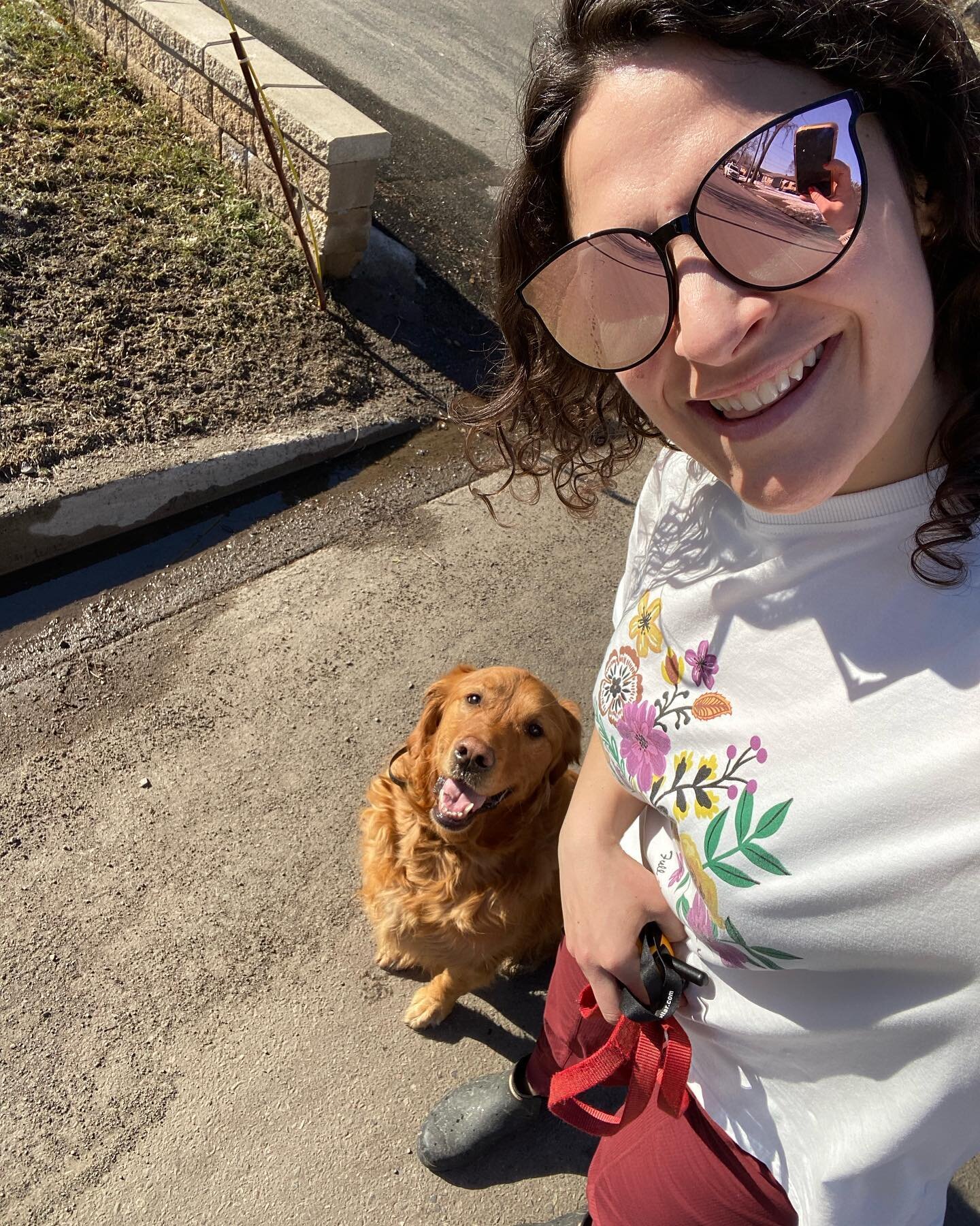 T-shirts, rubber boots, and sunshine sunshine so fine 🌞 

April 12th. 
Had to document it. 
WHAT A GIFT!!!!!!!!!!!

Feel that good energy, that excitement, that happiness?? 

That&rsquo;s the sun. Go catch it. 

#thunderbay #spring #knockonwood