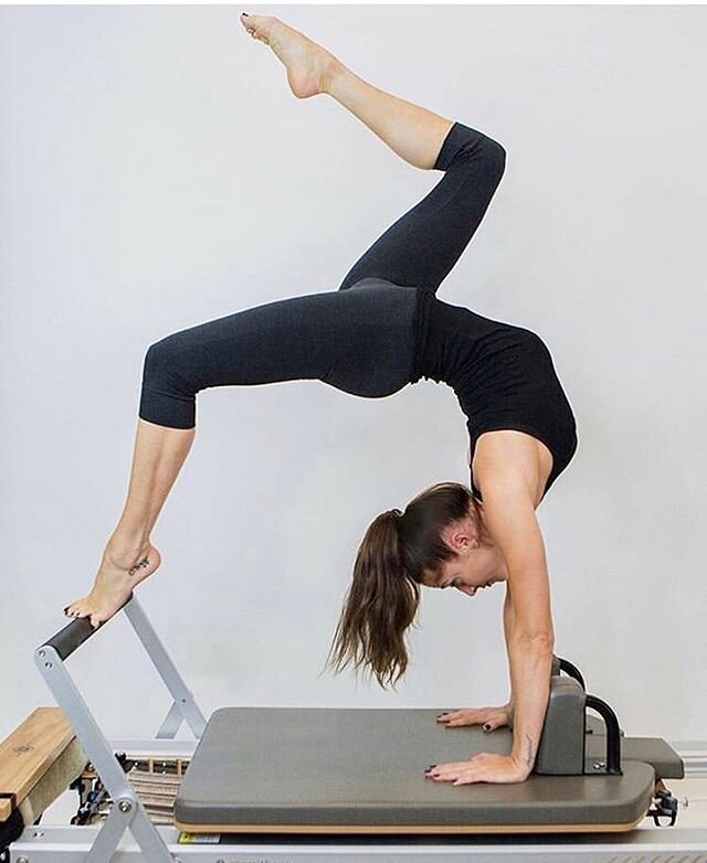 ✨ class announcement - I promise we won&rsquo;t do this tho 🤪
Do you have a pilates reformer at home and don&rsquo;t know what the heck your doing ? 
Tomorrow (Wednesday) I&rsquo;m teaching via zoom 4pm PST Los Angeles sign up via @naturalpilates 🍑