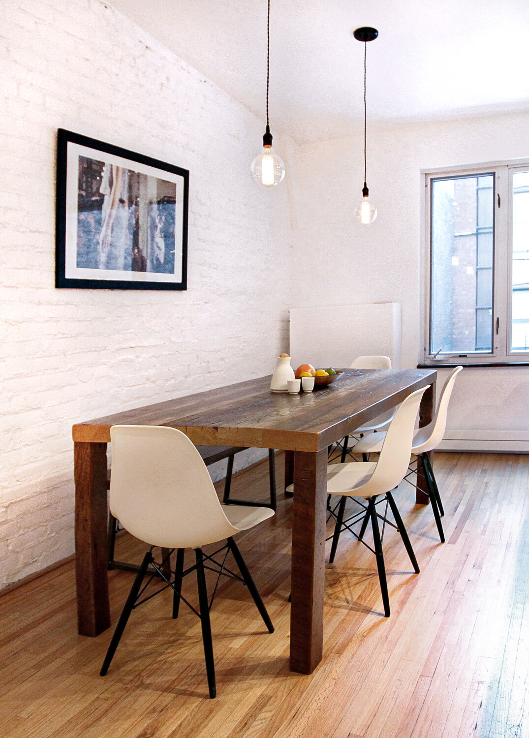 janetkim_flatiron-penthouse-interior-dining-room-table_aharon_interior-design-photograph-crop.jpg