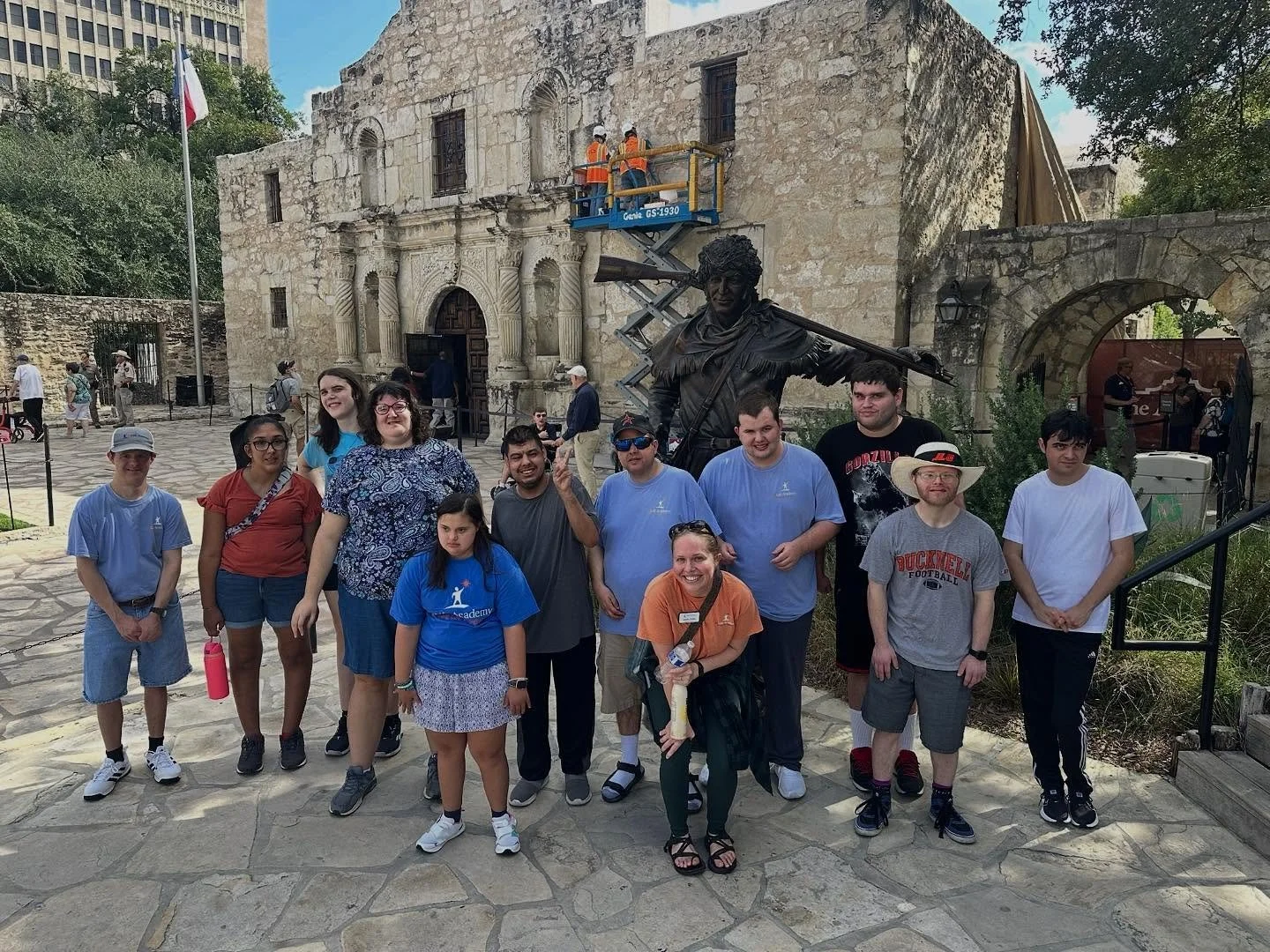 Our STARS love exploring San Antonio! 

From the Alamo to museums to downtown adventures, every day is a chance to grow together. That&rsquo;s what Doing Life Together is all about! 💙🧡

#exploringthecity #newopportunities #salifeacademy #doinglifet