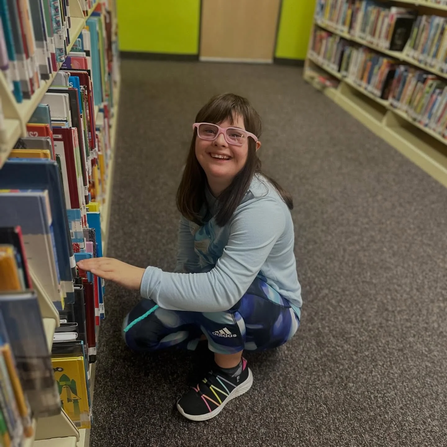 Our STARS took a moment to slow down before the holiday fun begins&mdash;some time to kick back, relax, and read. ✨📚 Grateful for a city full of resources right at our fingertips!