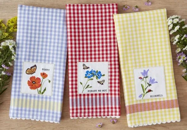 POPPY EMBELLISHED DISHTOWEL