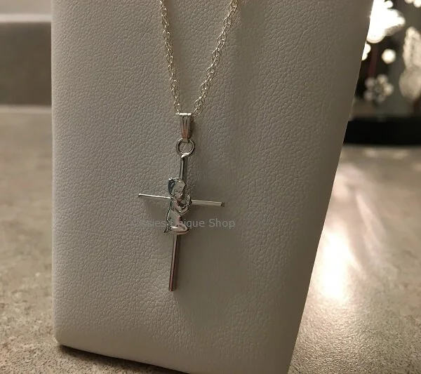 KREMENTZ STERLING SILVER PRAYING CHILD CROSS NECKLACE