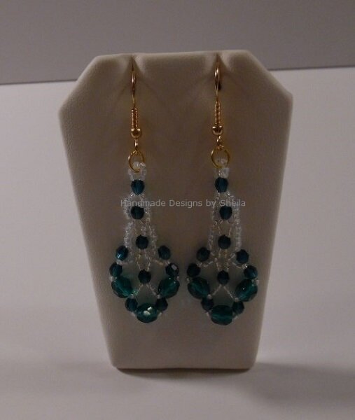 EMERALD SWAROVSKI DROP EARRINGS