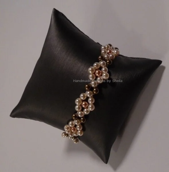 SWAROVSKI PEARLS BRACELET