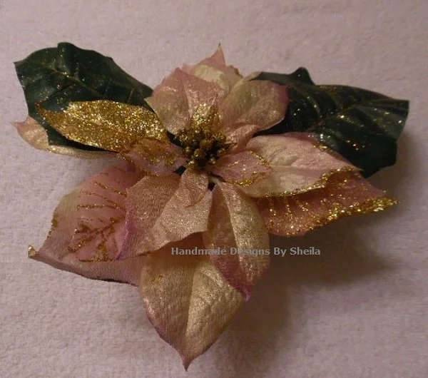 PINK TABLETOP POINSETTIA