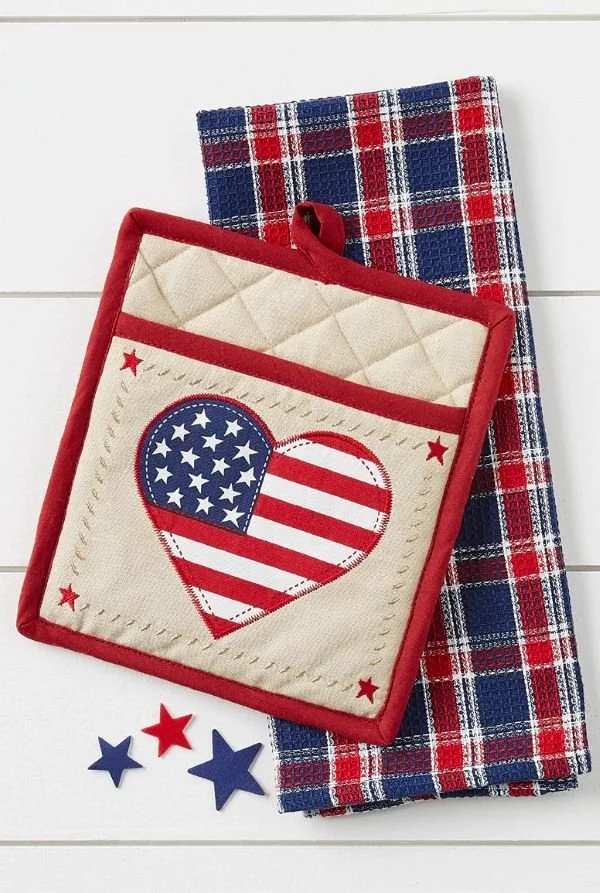 AMERICANA-LOVE-Potholder-Dishtowel-Set-2-600.jpg