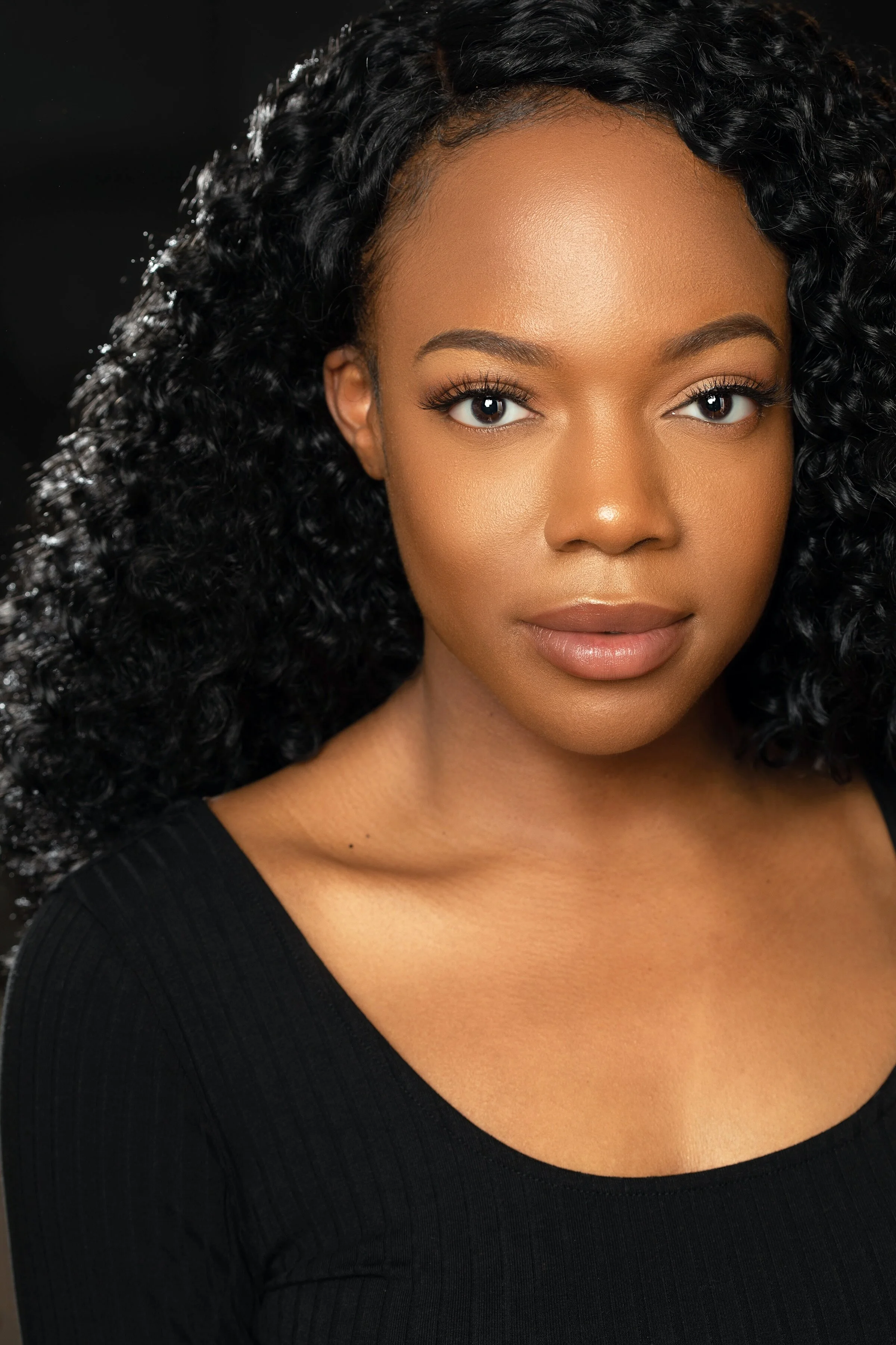 April Mae Davis Headshot.JPG