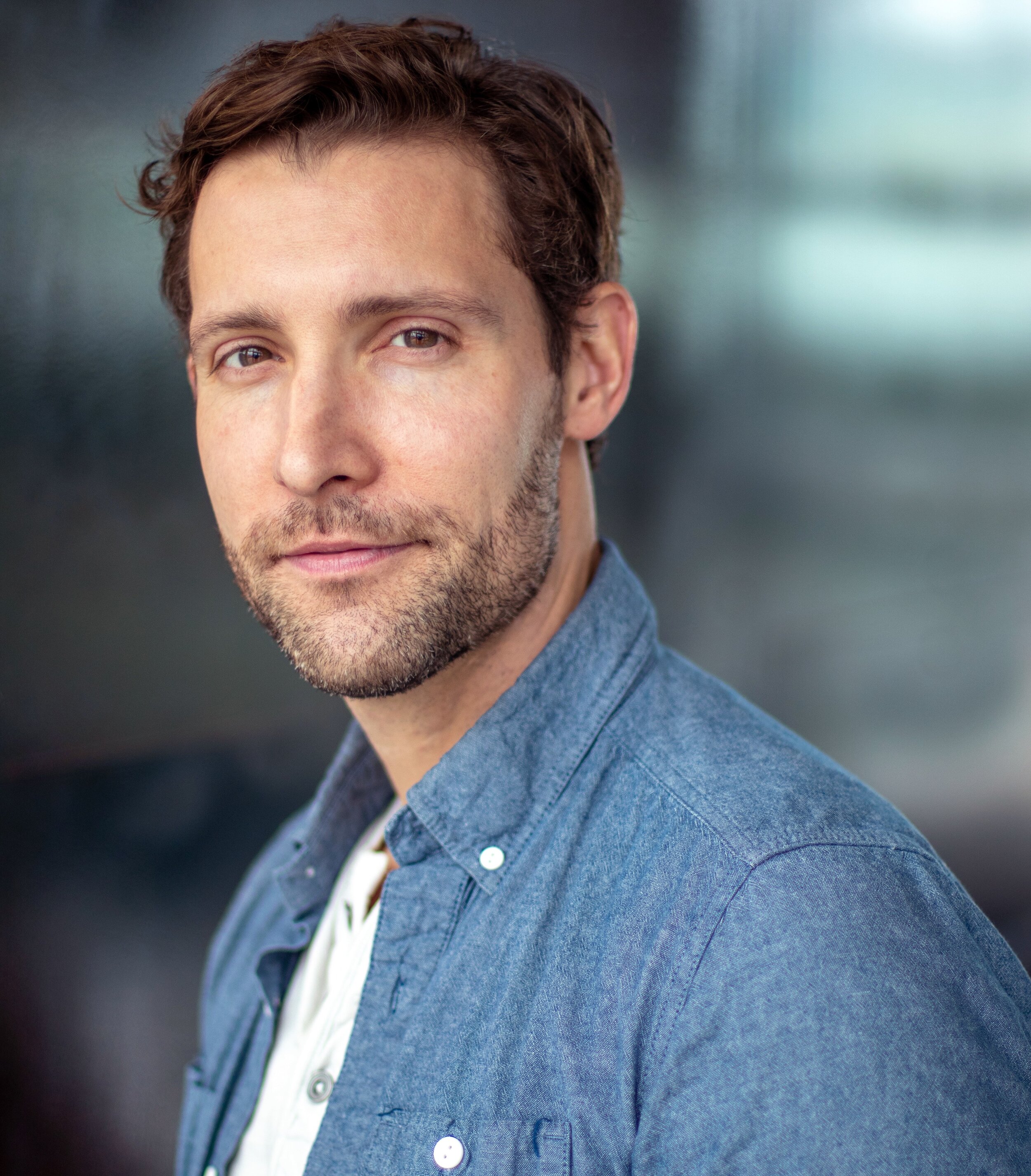 Adam Poole_Headshot.jpg