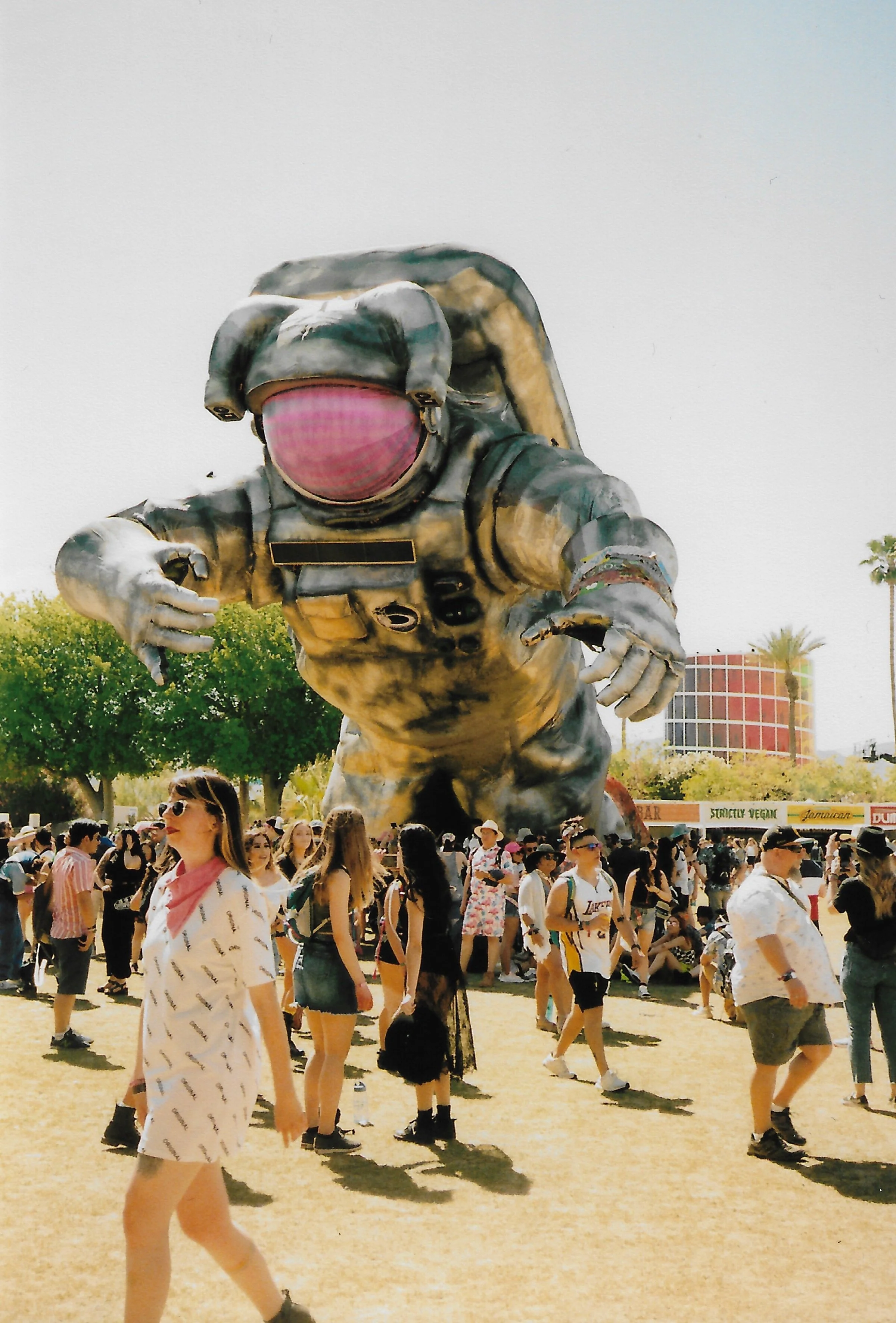 2019-04-26_215203.jpg coachella.jpg