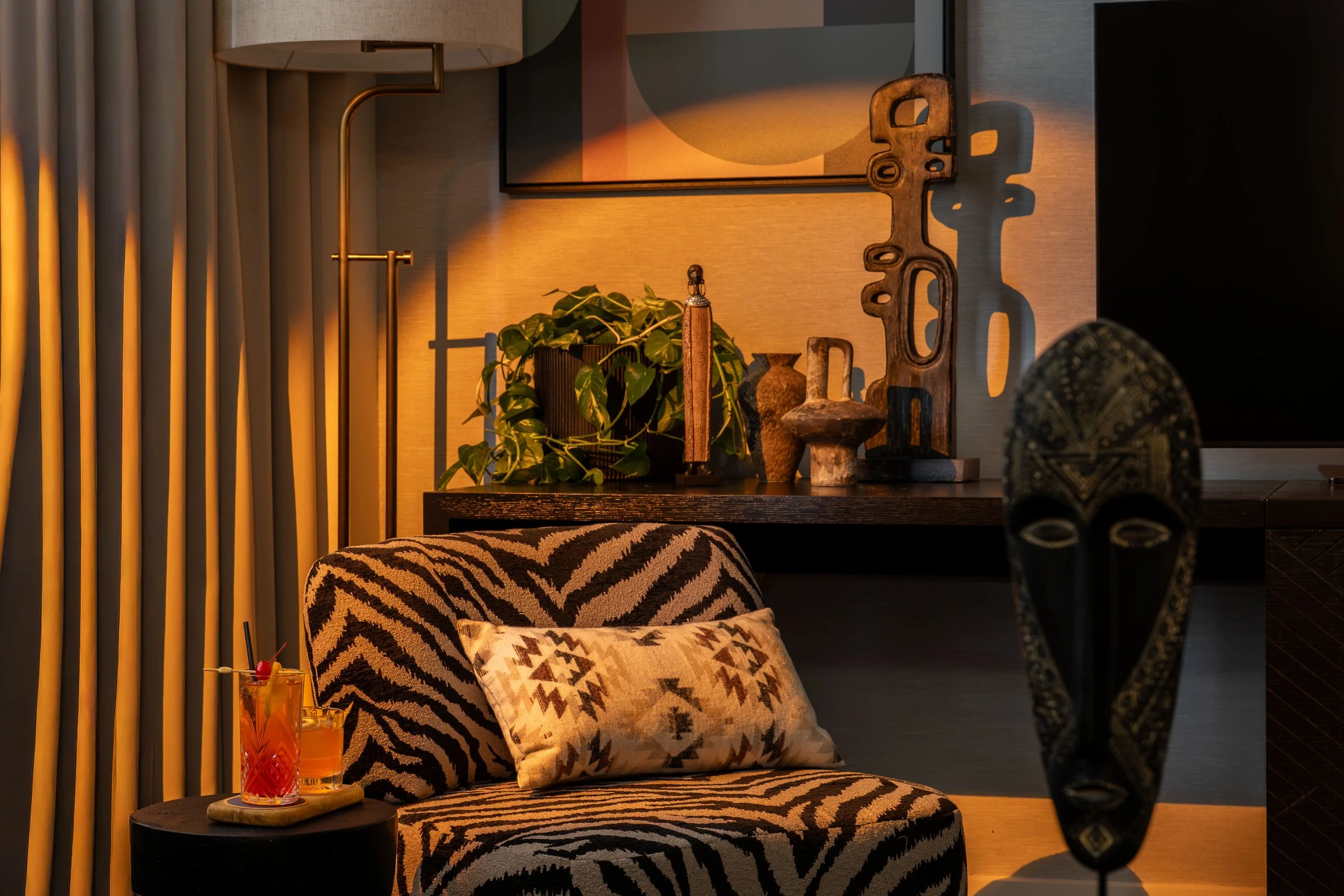 Kimpton Margot Sydney_The Lion King Styled Suite (6).jpg