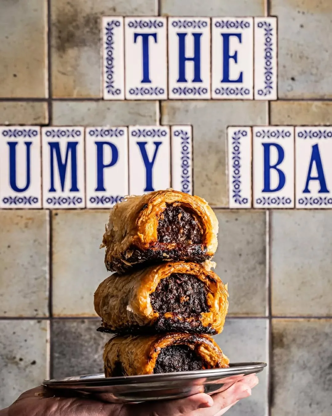 READY TO ROLL: If you're looking for a big, buttery, baked beauty to hoe into this World Sausage Roll Day, Friday 5 June 📅, please come right this way...

Introducing the largest, tastiest sausage roll in town, from our friends at @grumpybaker. Thes