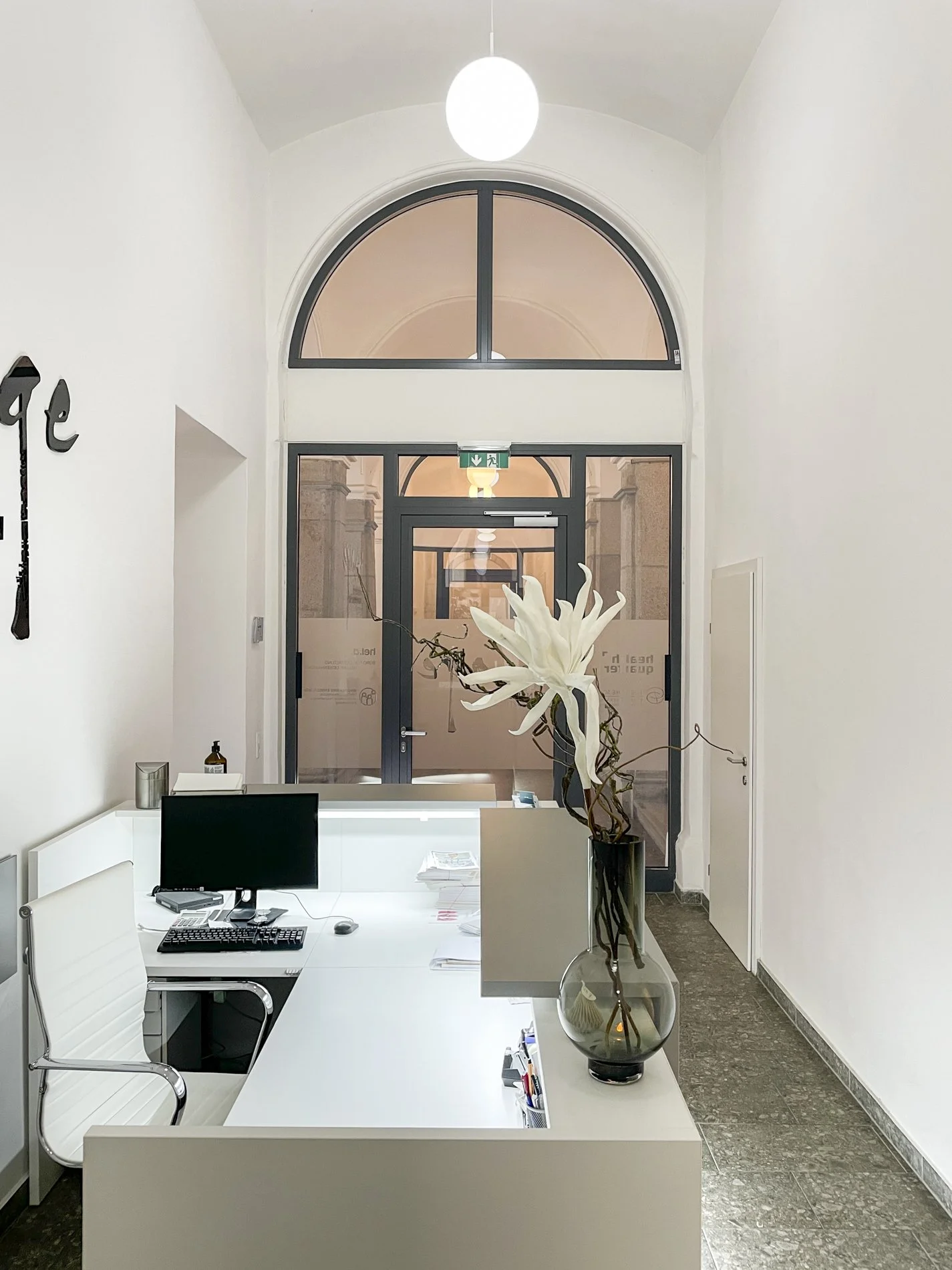 HQ-Palais Zollamt Büro_01.jpg