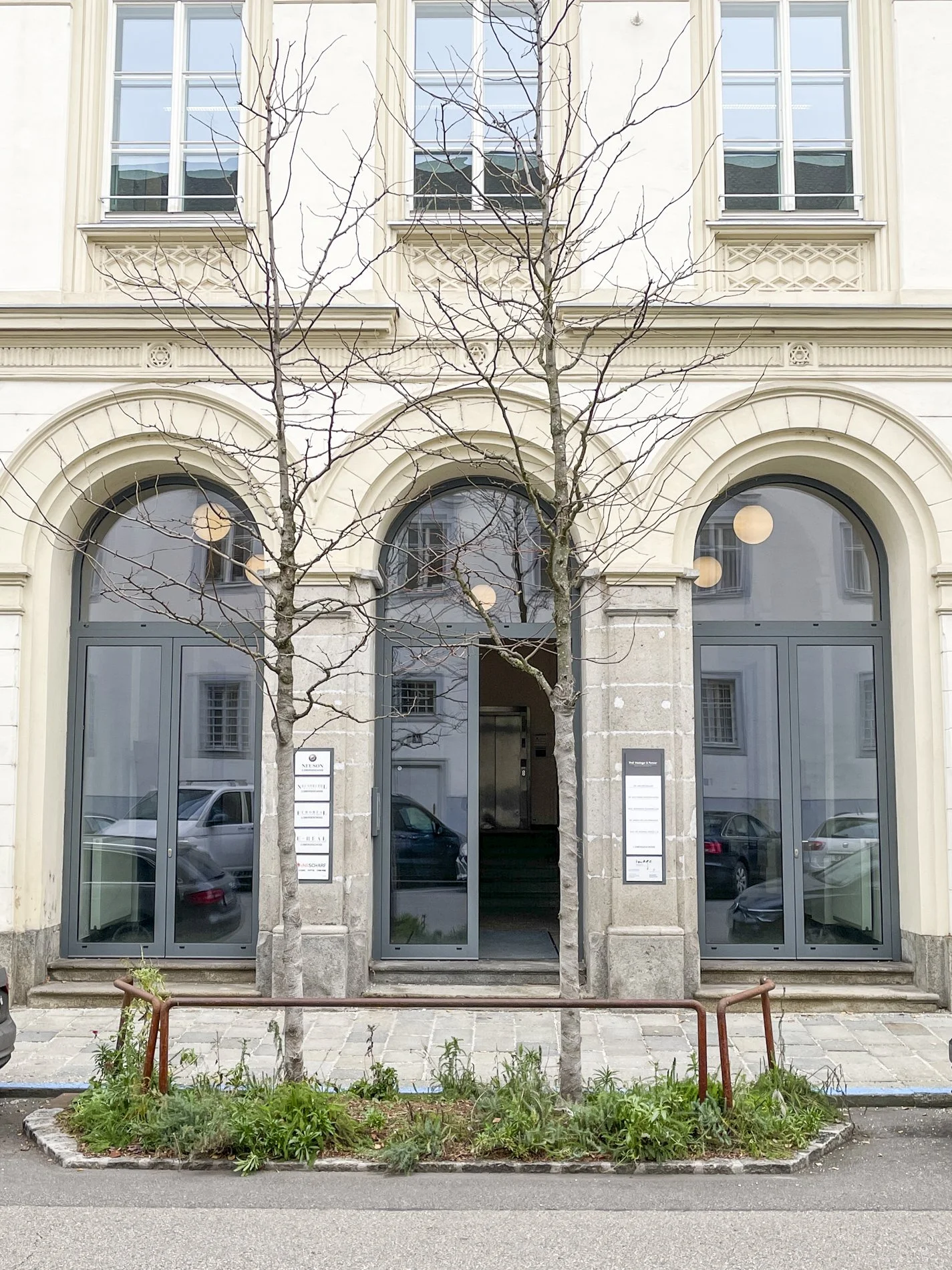 HQ-Palais Zollamt Büro_03.jpg