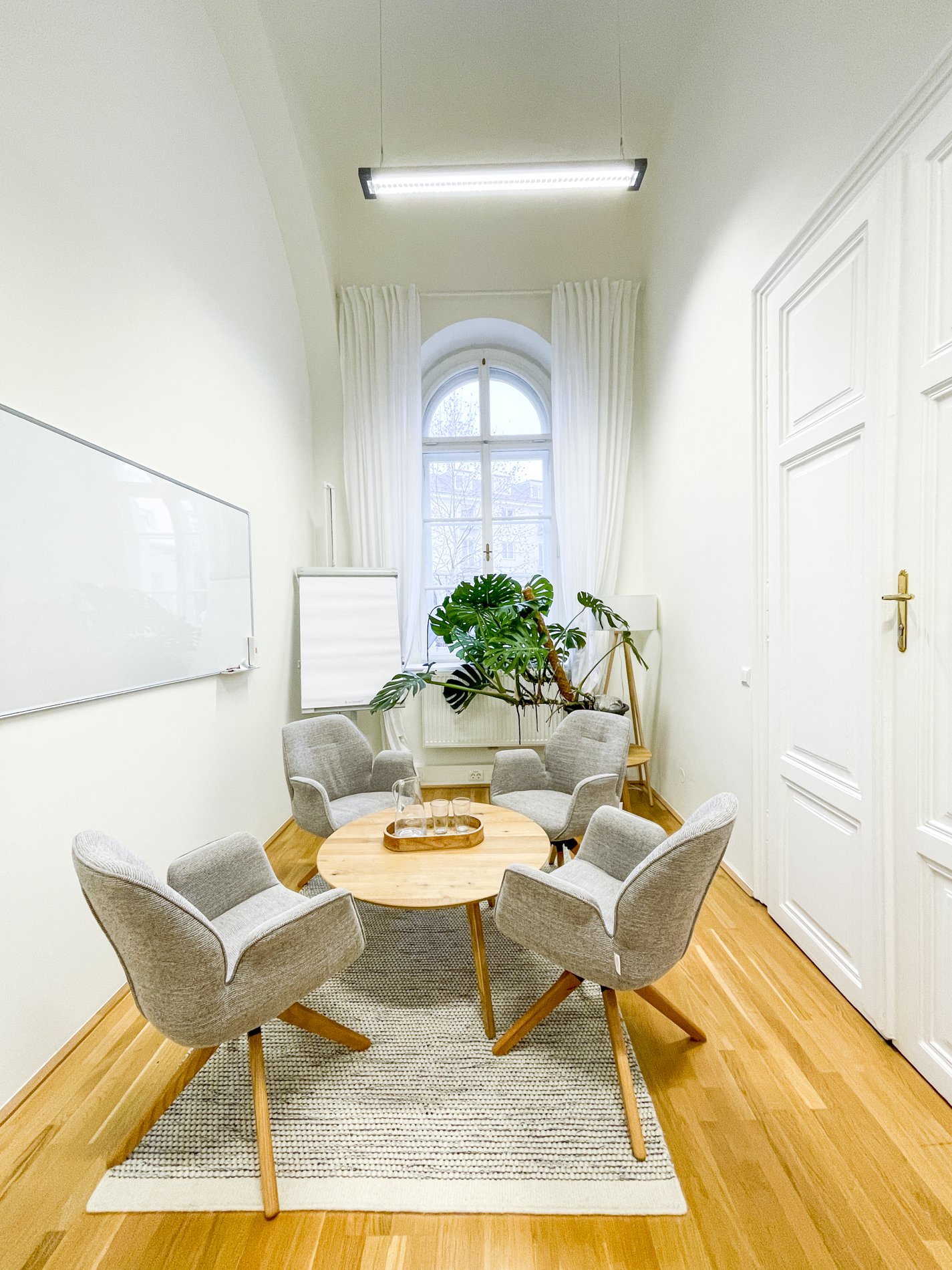 HQ-Palais Zollamt Büro_08.jpg