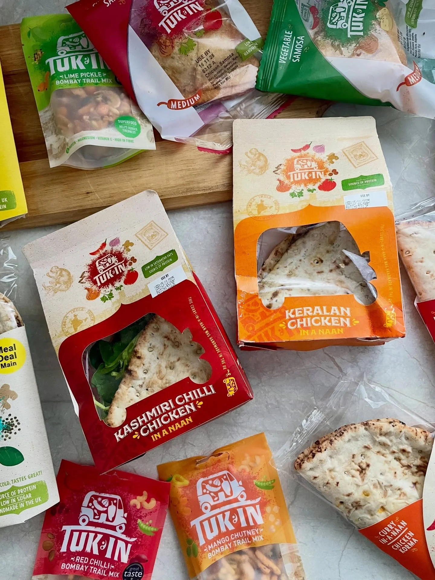 Long weekend incoming 🙌 If you&rsquo;re out and about this bank holiday weekend pop into Asda Express and grab a Tuk In Premium Curry in a Naan. Perfect for road trips, lazy days, or last minute plans 🌞🔥
&bull;
&bull;
Tuk In Curry in Naans availab