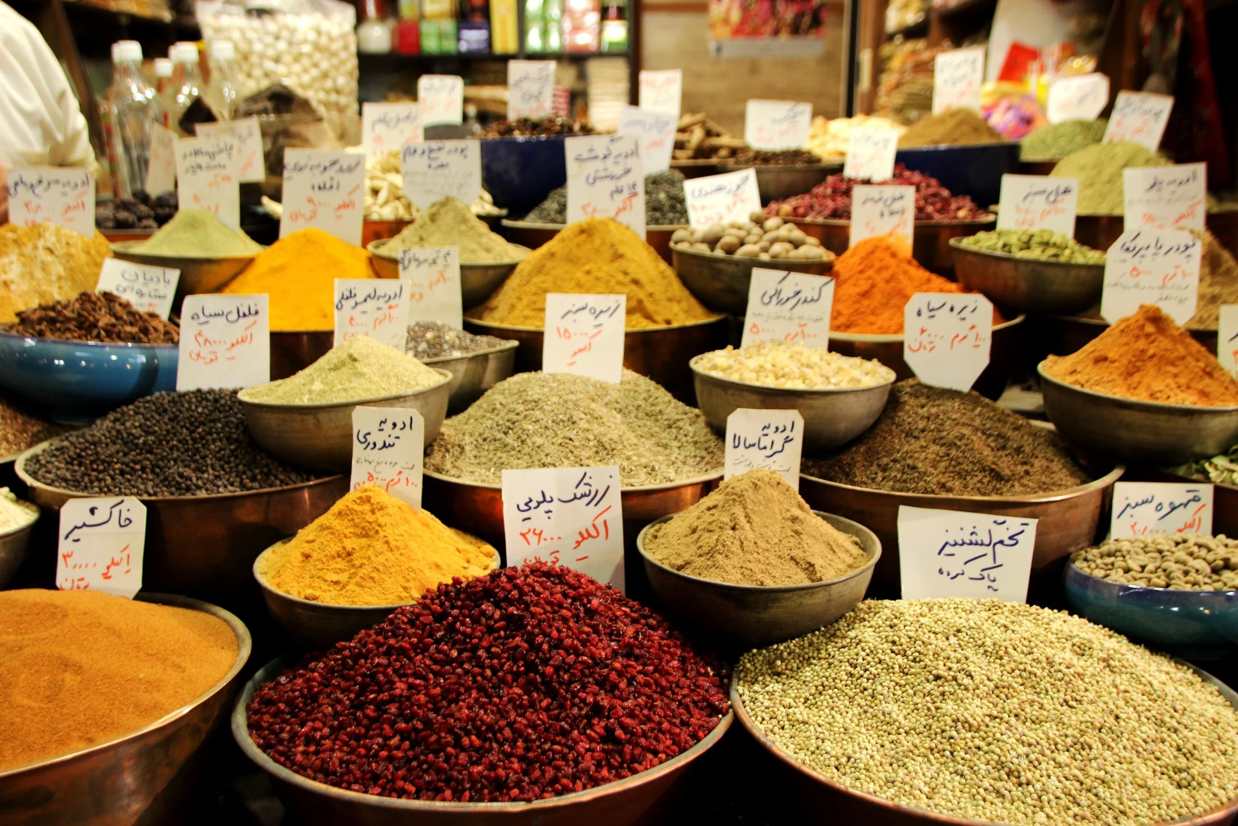 Did you know India is home to one of the world&rsquo;s oldest spice traditions? With spices being blended for thousands of years to create rich, bold flavours loved across the globe 🇮🇳✨That&rsquo;s exactly the inspiration behind Tuk In&rsquo;s Curr