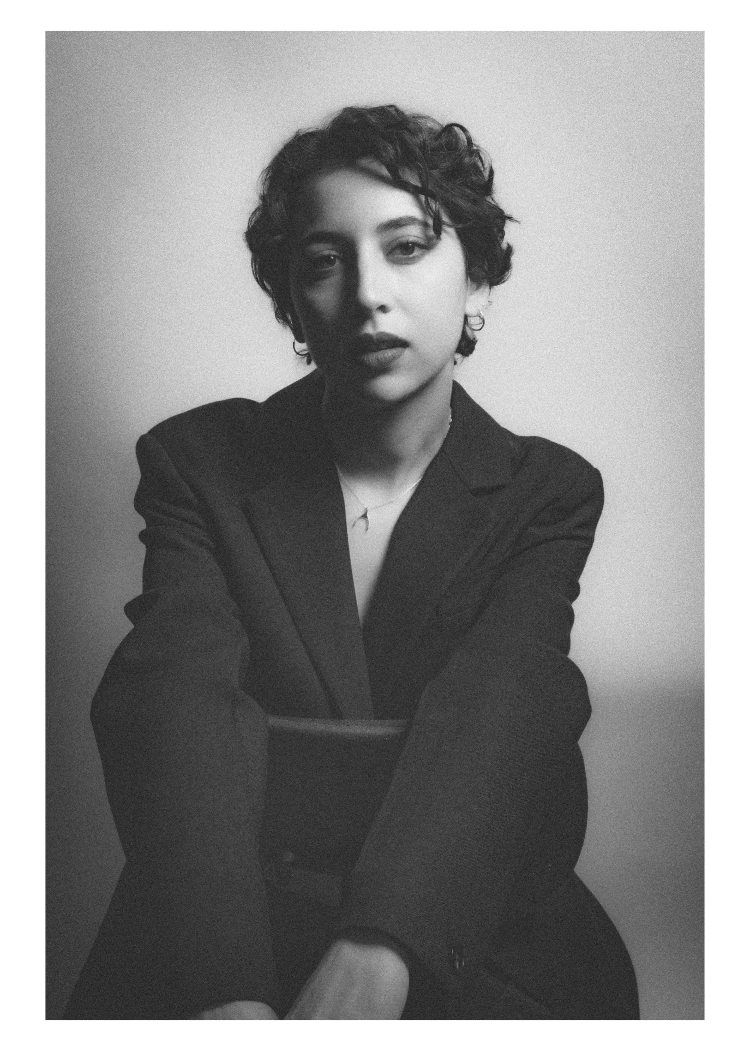 portrait 2v8.jpg