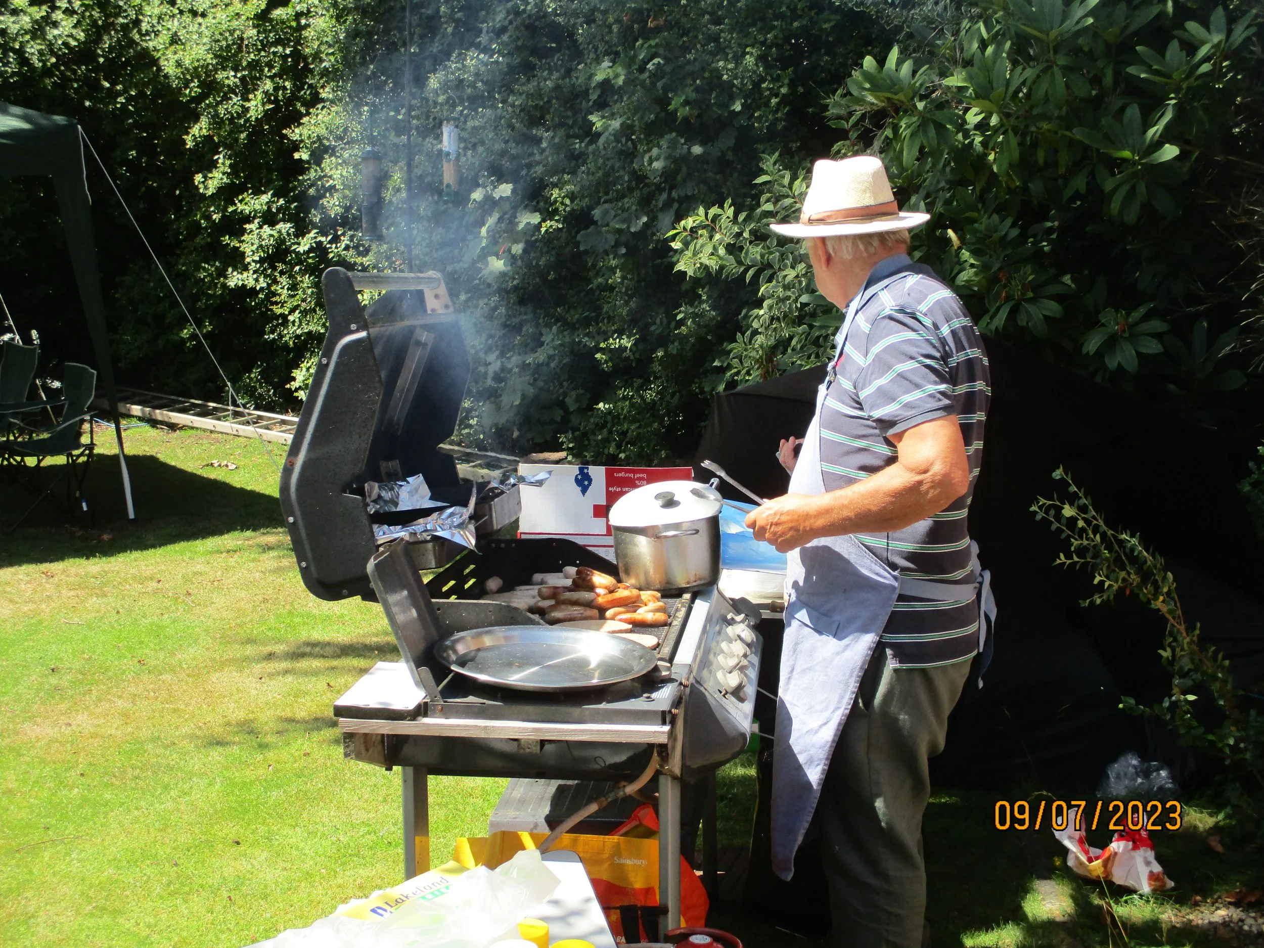 B-B-Q 09 07 23 (1).JPG