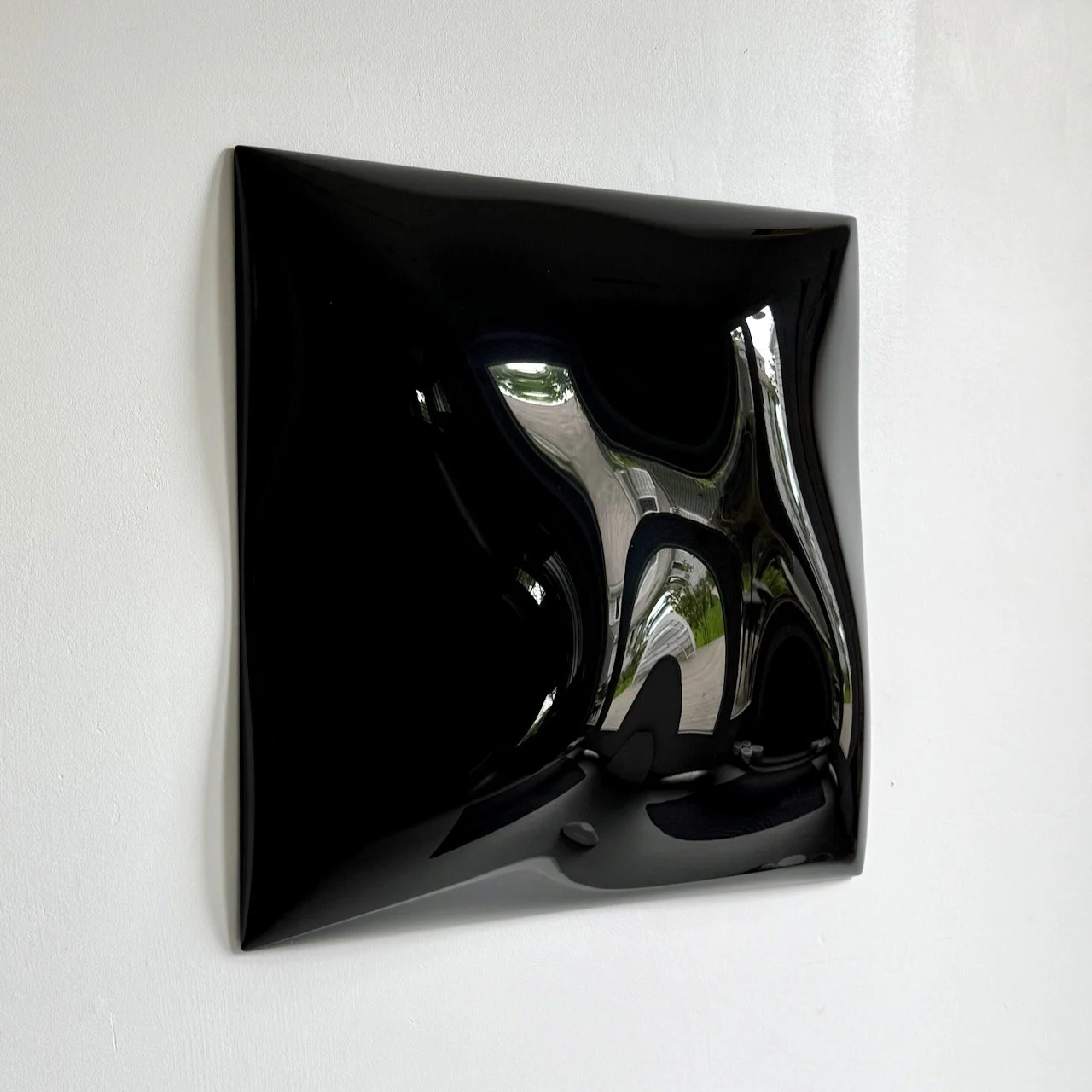 RAVEN

19x19x4” (48x48x10cm)
urethane on epoxy block, 2002
$7500