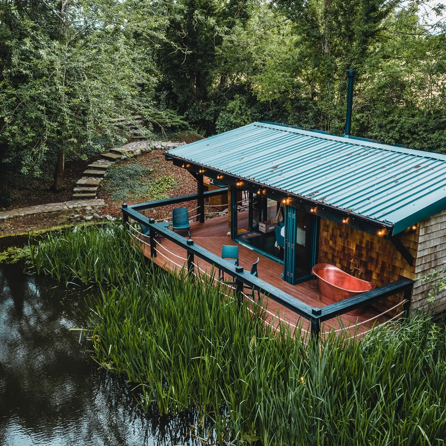 Take a look through some of The Lakehouses&rsquo;s amazing best bits! All the things our guests say that they LOVED.

Save this for your next romantic break! 

The Lakehouse, with its outdoor copper bath, sunset deck and secluded location, are the id