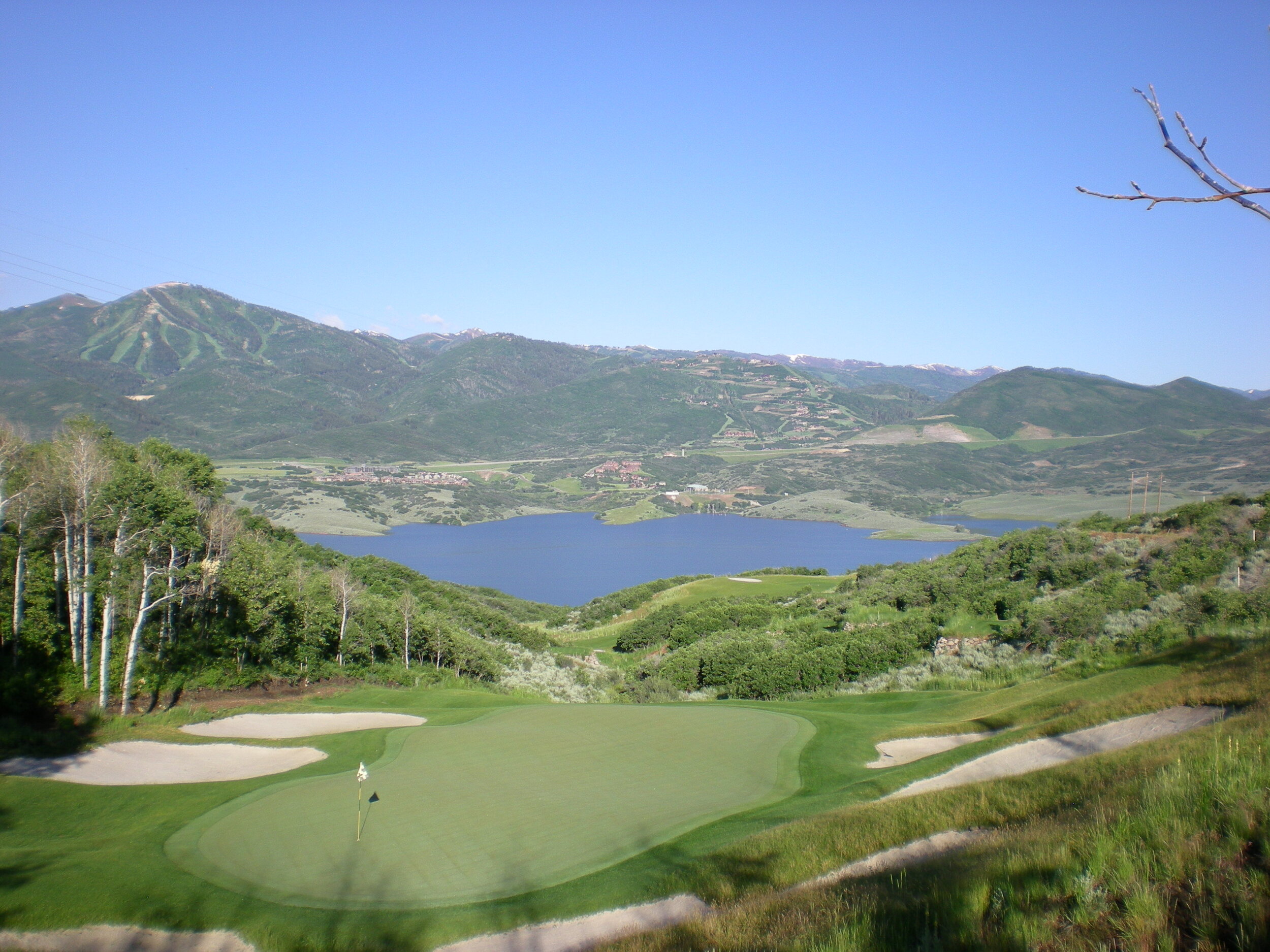 Hole9.jpg
