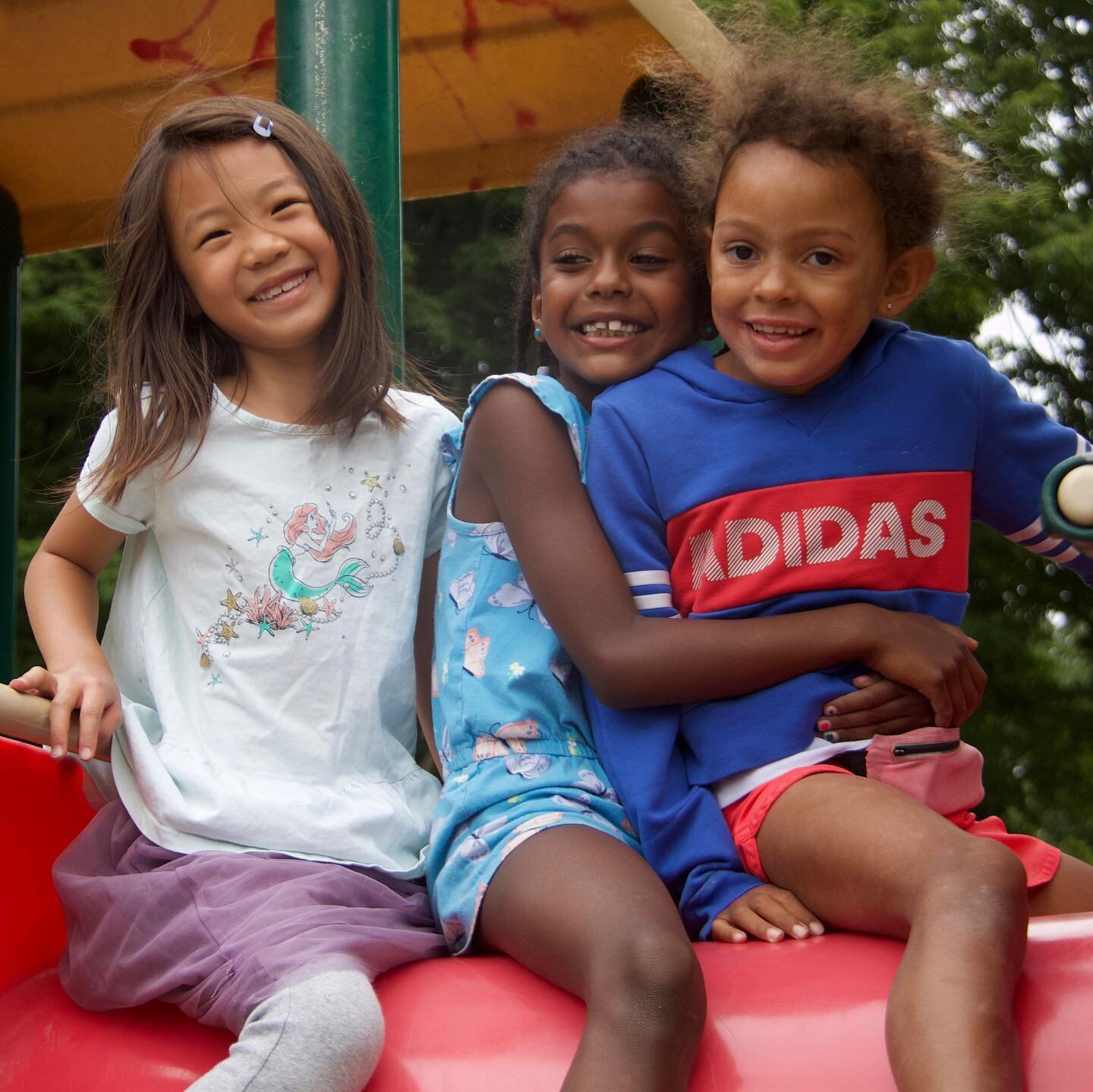 WOODBINE had a great day today at Monarch Park! 

- 

#summercamp #park #parktrip #camp #summer #august #cute #smile #toronto