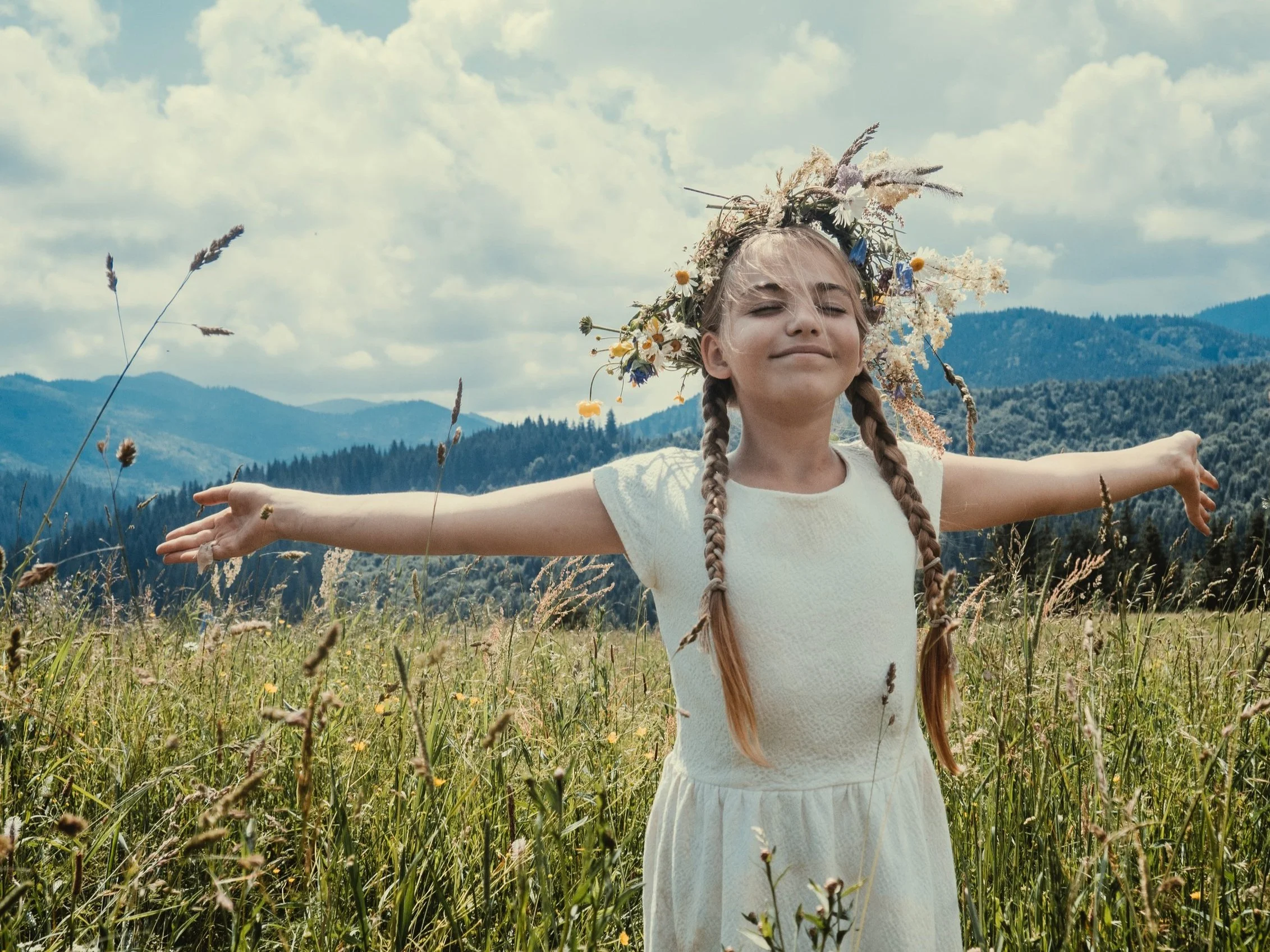 michael-walk-_AWPD6IVtd4-unsplash copy.jpg