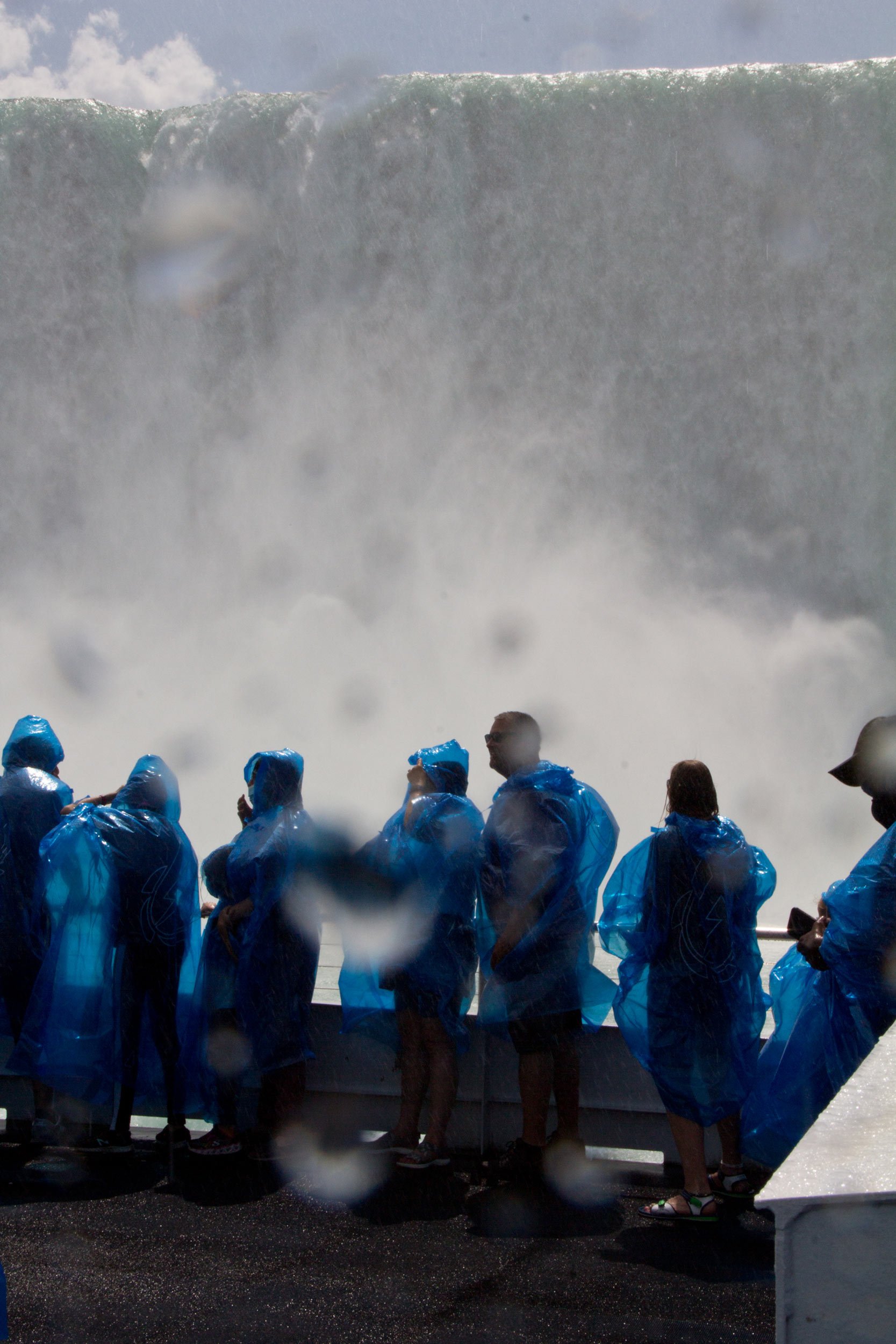 riding-on-the-maid-of-the-mist