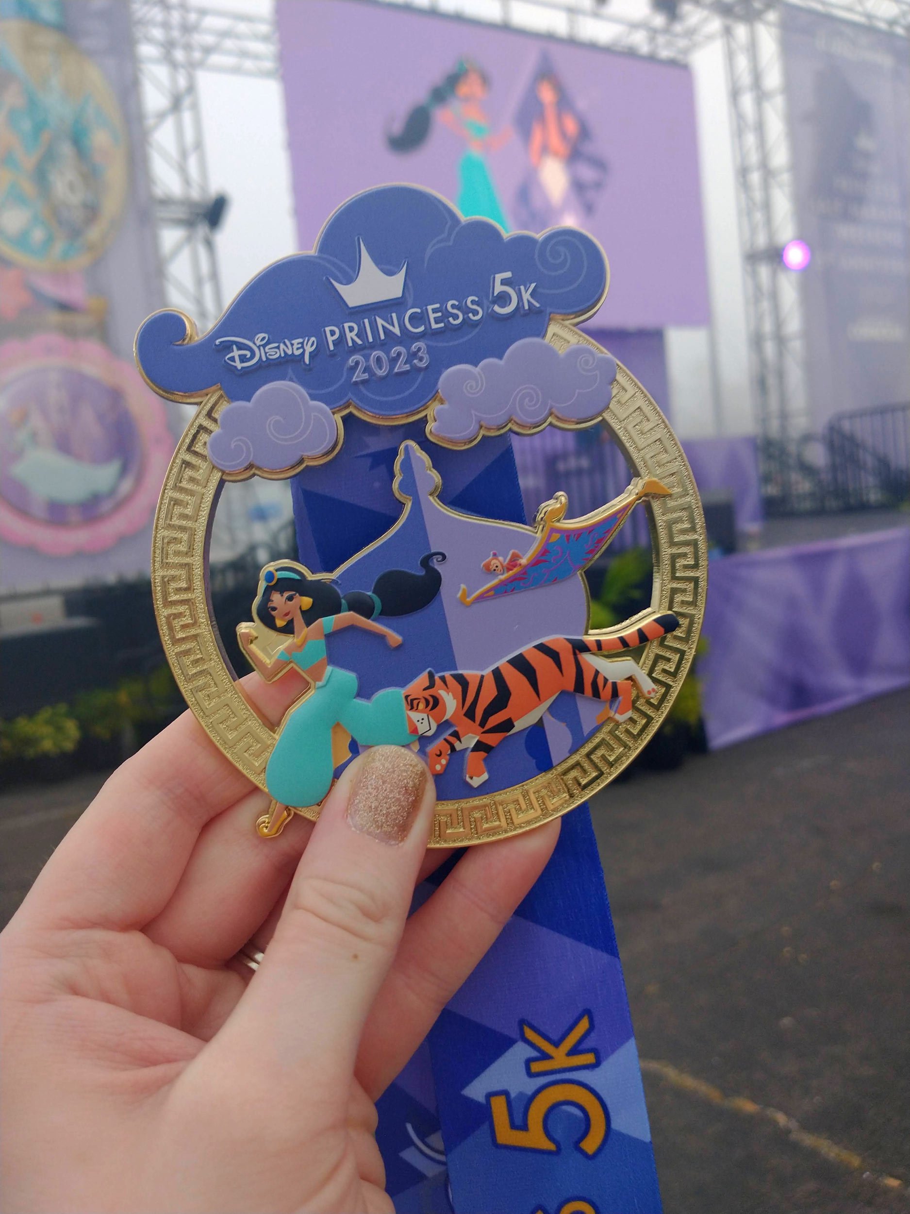 Disney-princess-run-5k-Jasmine-medal