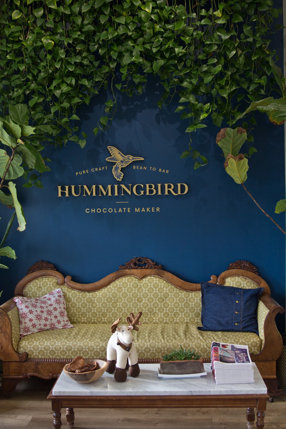 Almonte-Hummingbird-chocolate-1.jpg
