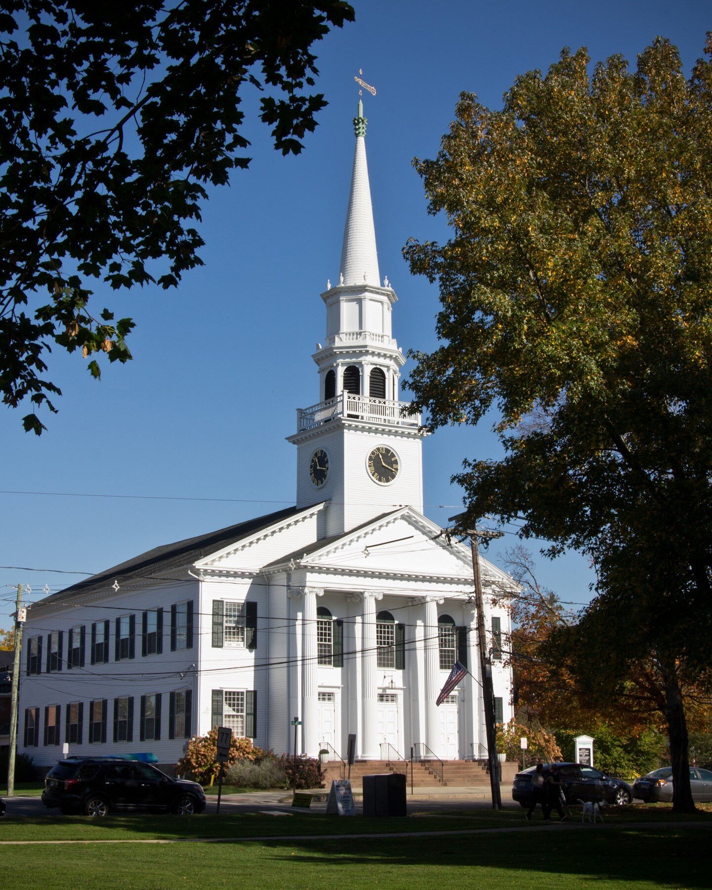 I found out from a reader that next year's Gilmore Girls fan fest is going to take place in Guilford, CT, one of the small &quot;Stars Hollow&quot; towns I stopped at on my last road trip through Connecticut! ☕

This cute town has a white steeple chu