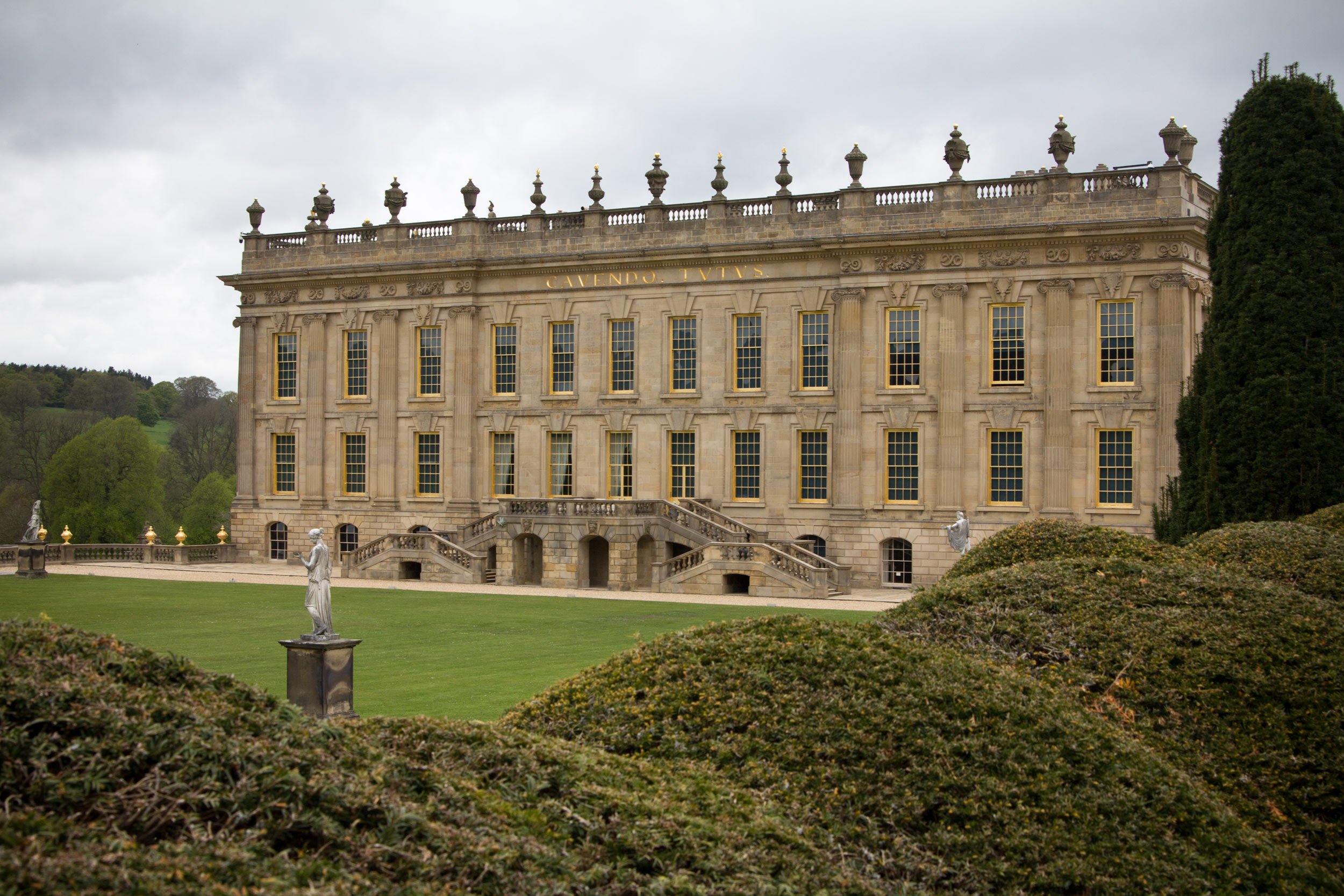 outside-of-chatsworth-house