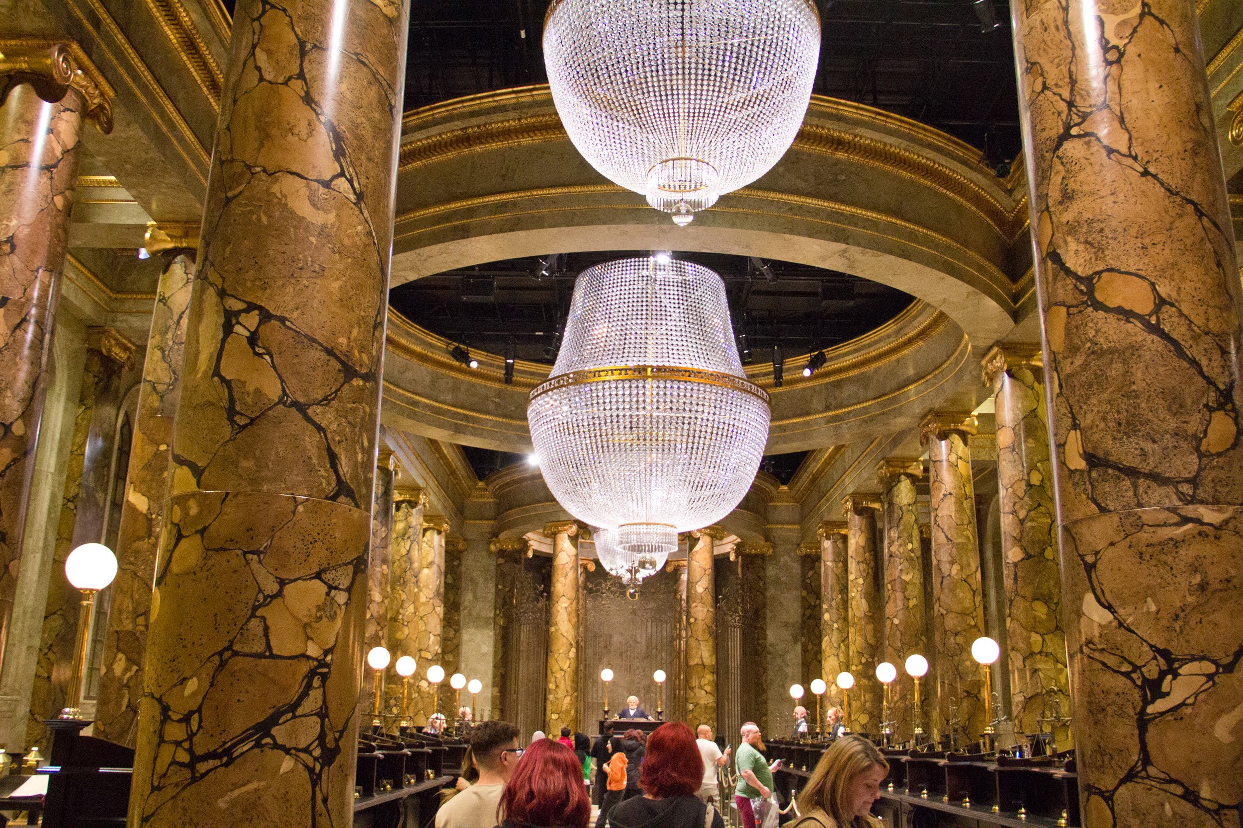 gringotts-bank-set-at-harry-potter-studio-tour