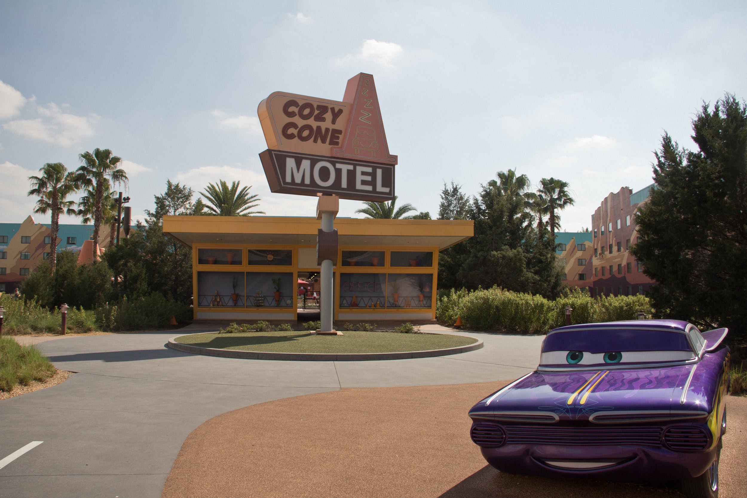 disneys-art-of-animation-resort-cars