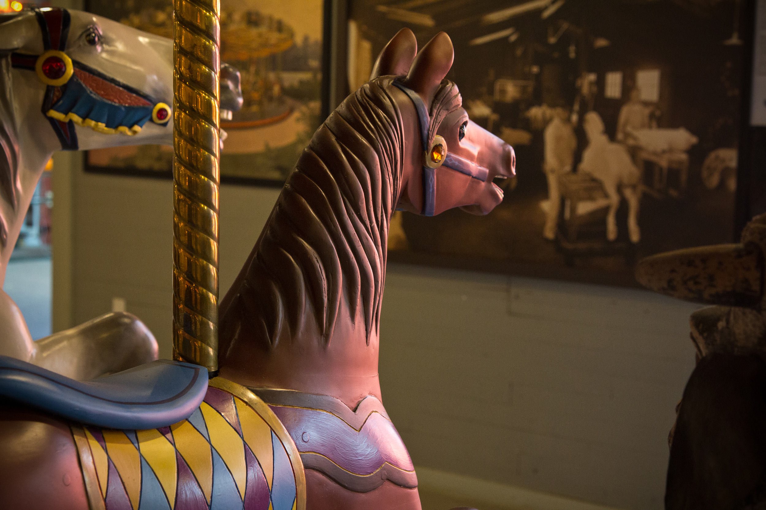 carousel-horse-at-museum-in-north-tonawanda